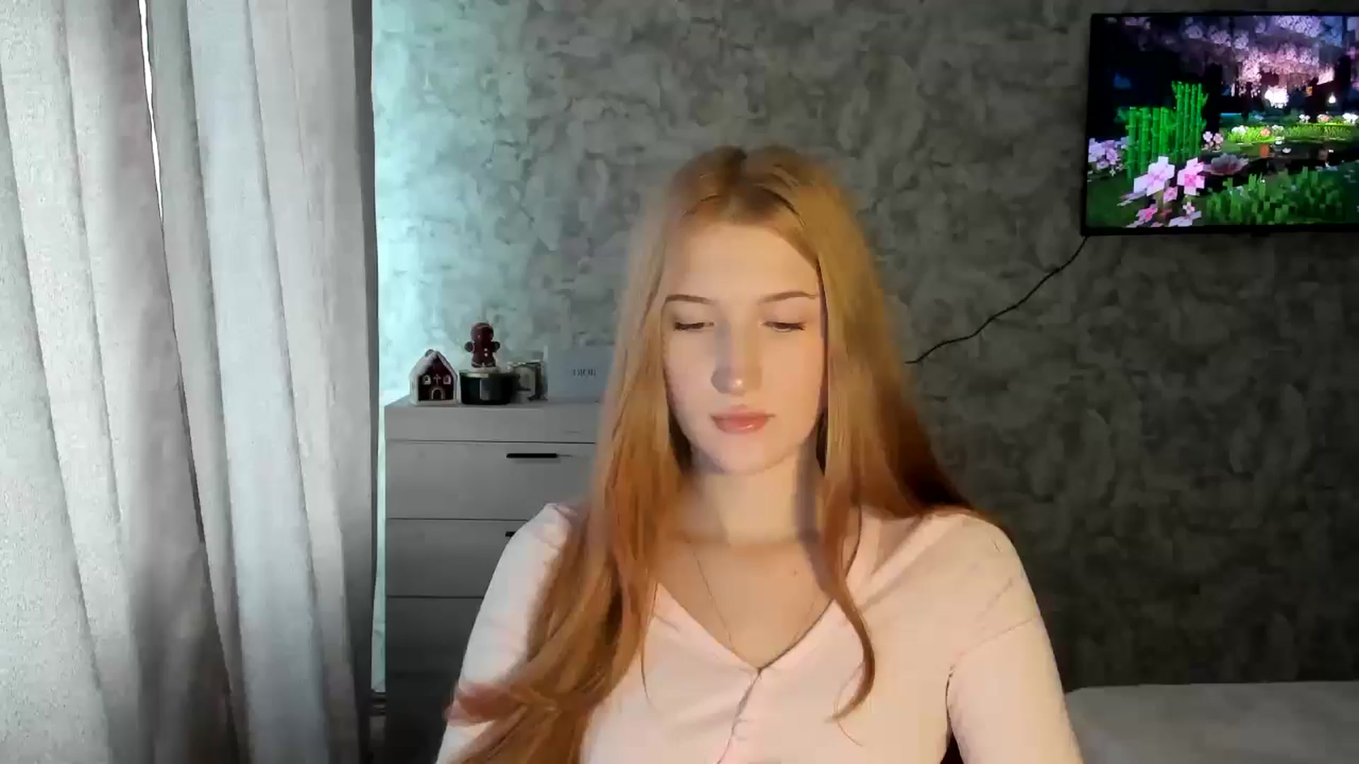 Gallery image thumbnail from Ilona_Here's myfreecams stream on, 01/28/2026, 12:44 image 4 of 20