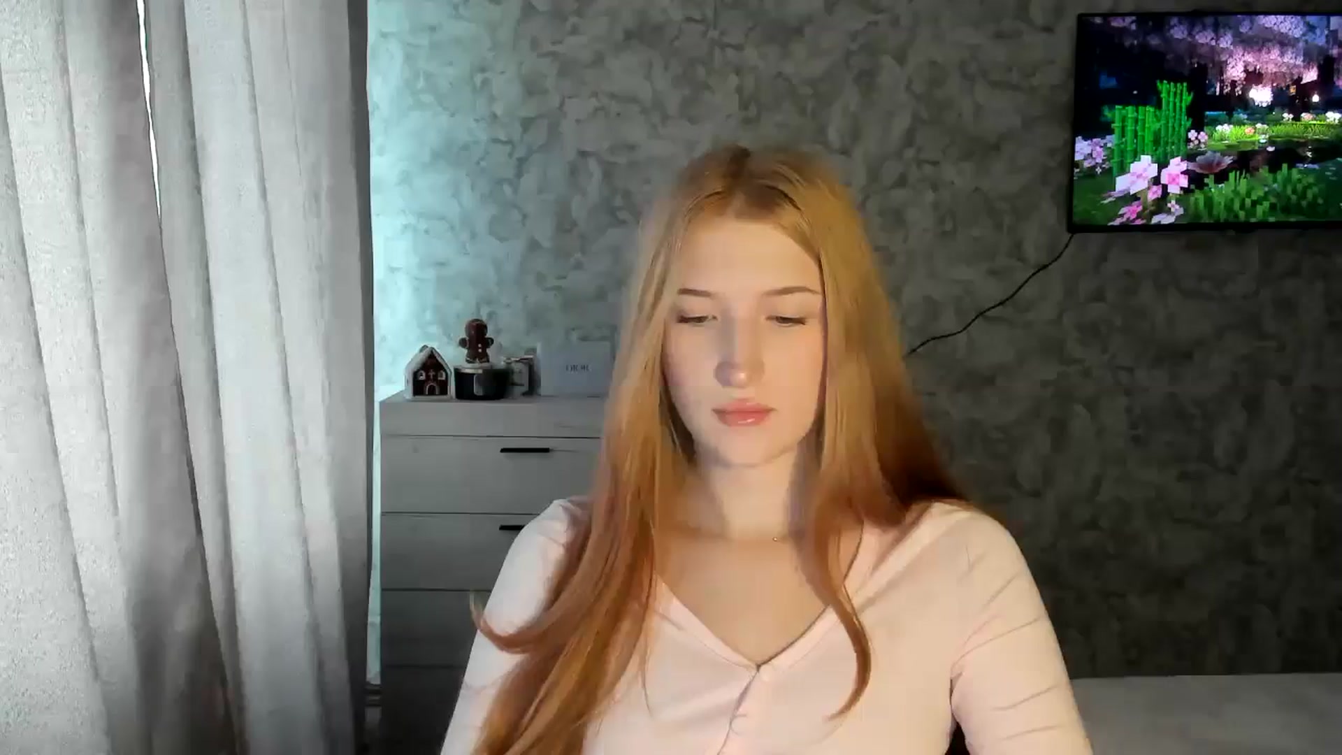 Gallery image thumbnail from Ilona_Here's myfreecams stream on, 01/28/2026, 12:44 image 11 of 20