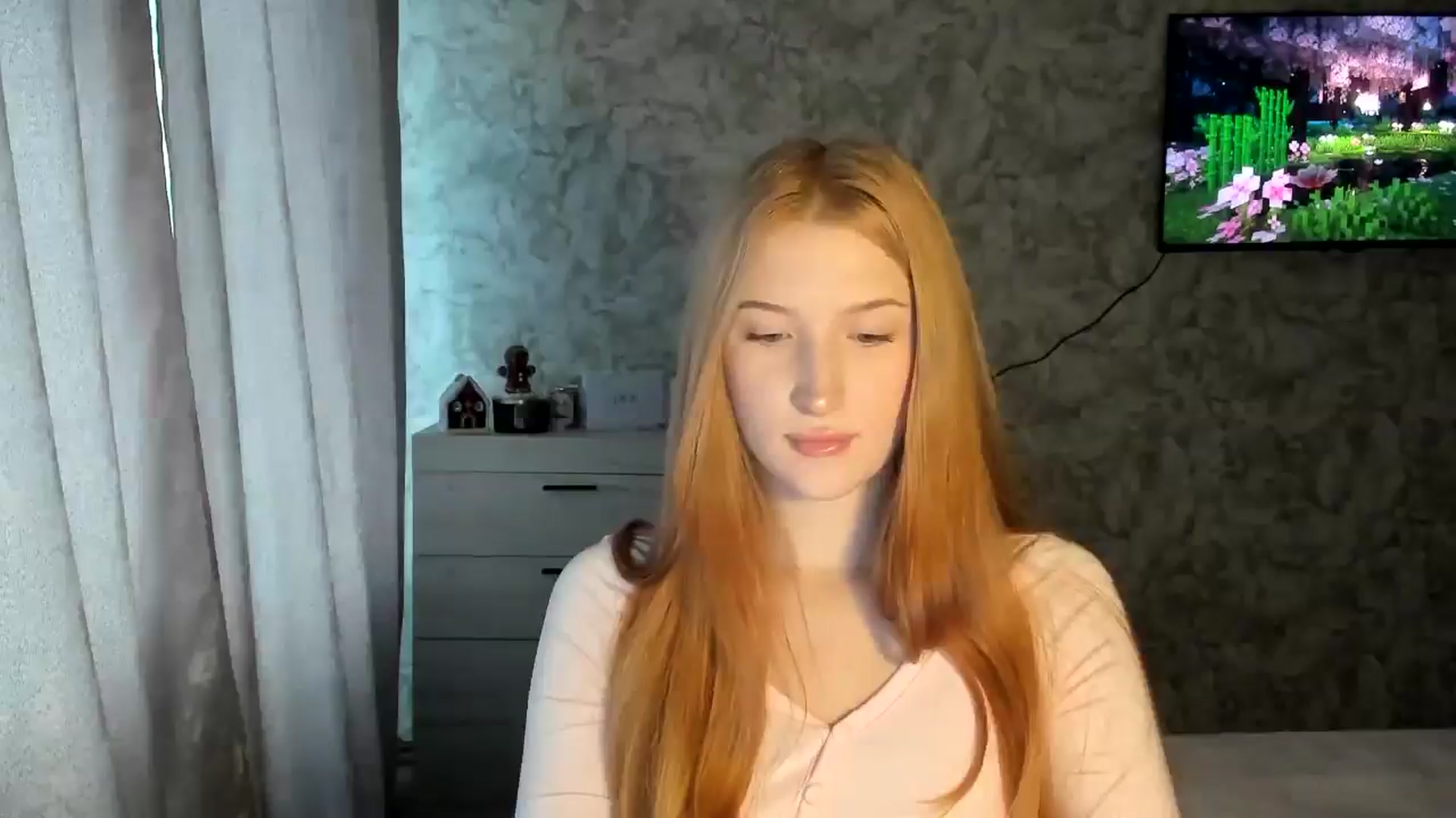 Gallery image thumbnail from Ilona_Here's myfreecams stream on, 01/28/2026, 12:44 image 17 of 20