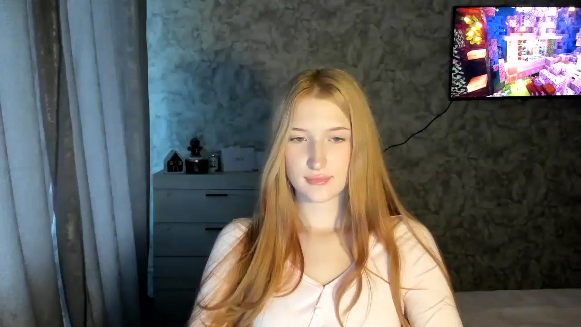 Gallery image thumbnail from Ilona_Here's myfreecams stream on, 01/28/2026, 13:31 image 19 of 20