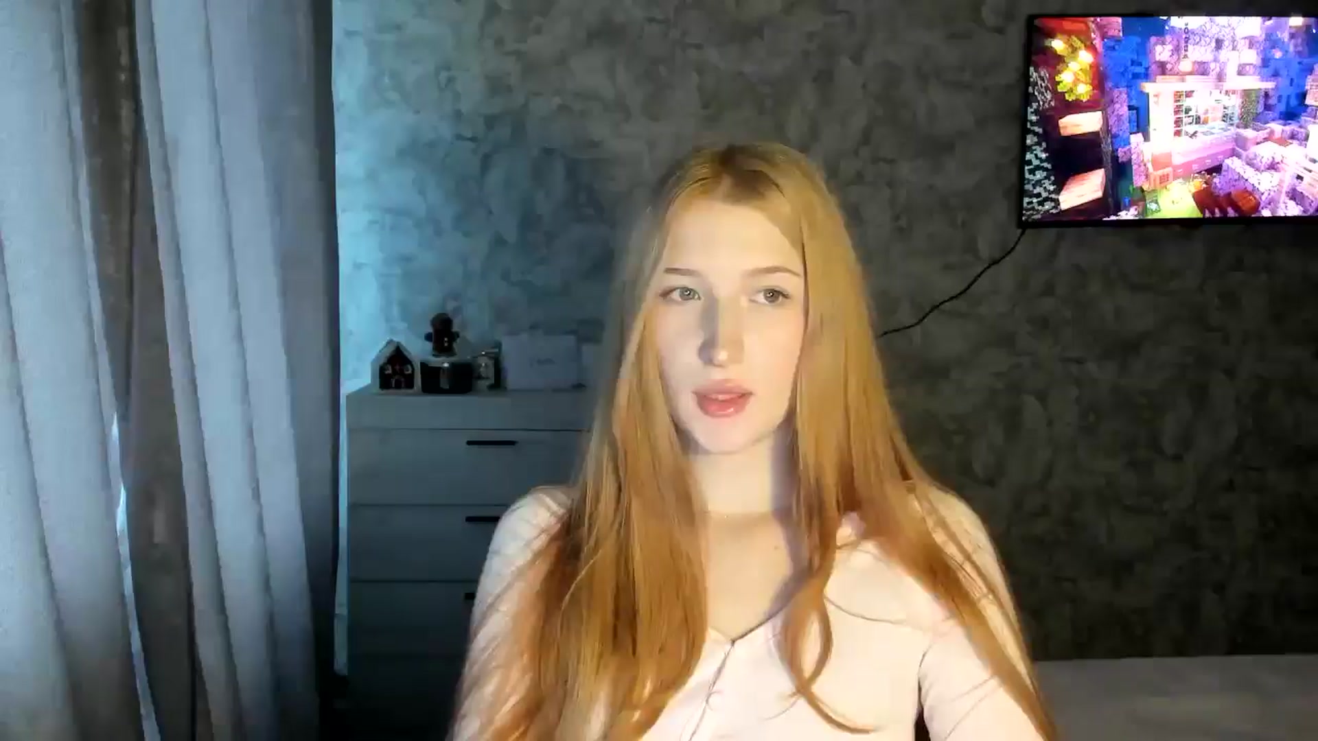 Gallery image thumbnail from Ilona_Here's myfreecams stream on, 01/28/2026, 13:31 image 3 of 20
