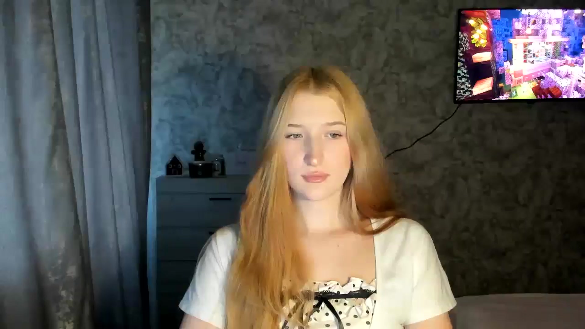 Gallery image thumbnail from Ilona_Here's myfreecams stream on, 01/29/2026, 13:03 image 19 of 20
