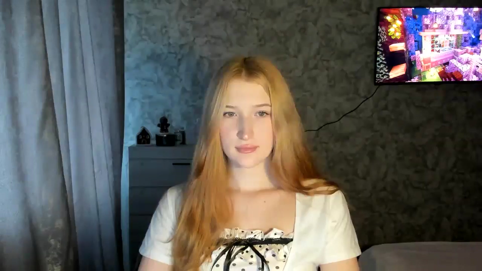 Gallery image thumbnail from Ilona_Here's myfreecams stream on, 01/29/2026, 13:03 image 15 of 20