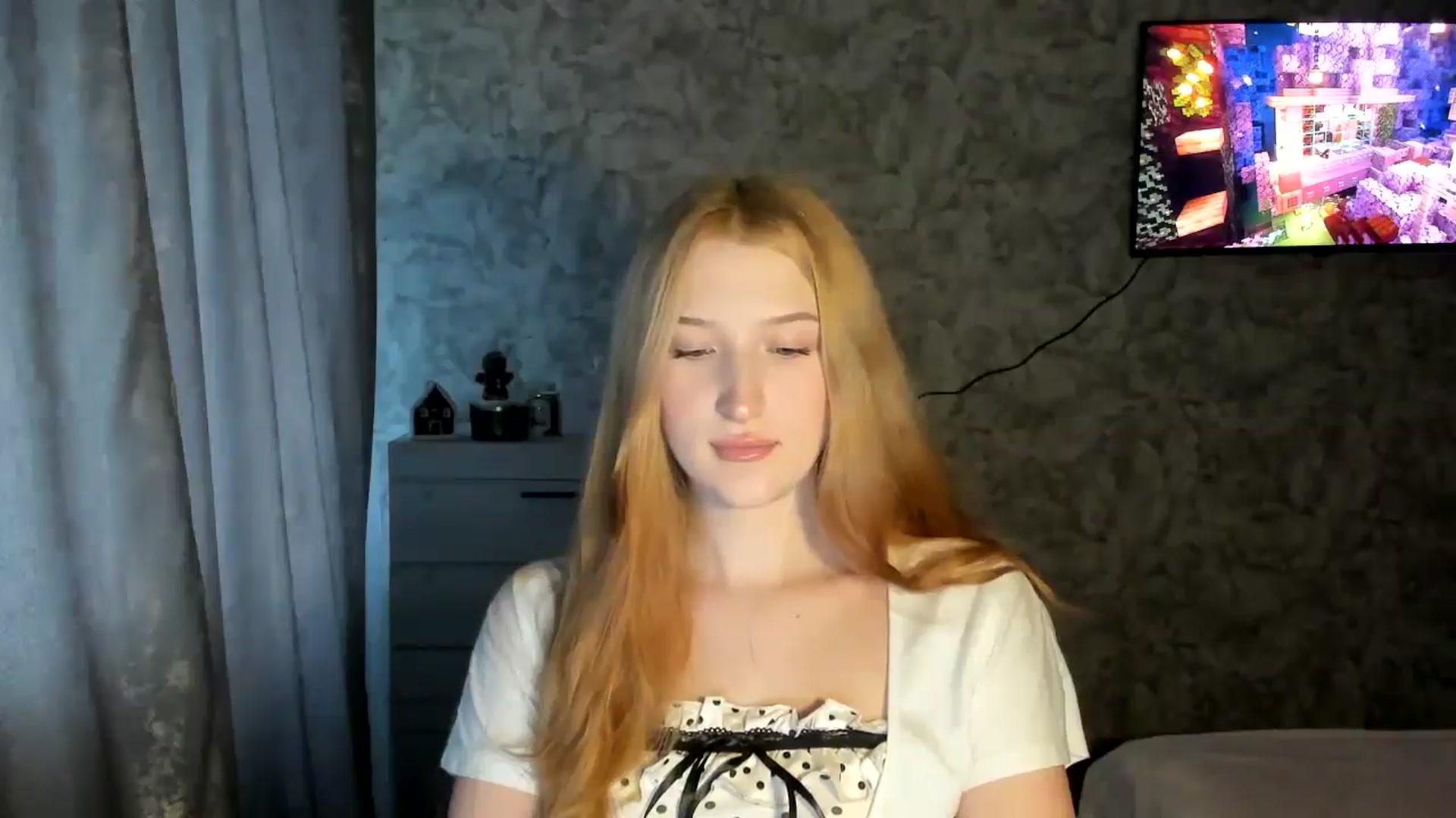 Gallery image thumbnail from Ilona_Here's myfreecams stream on, 01/29/2026, 13:03 image 11 of 20
