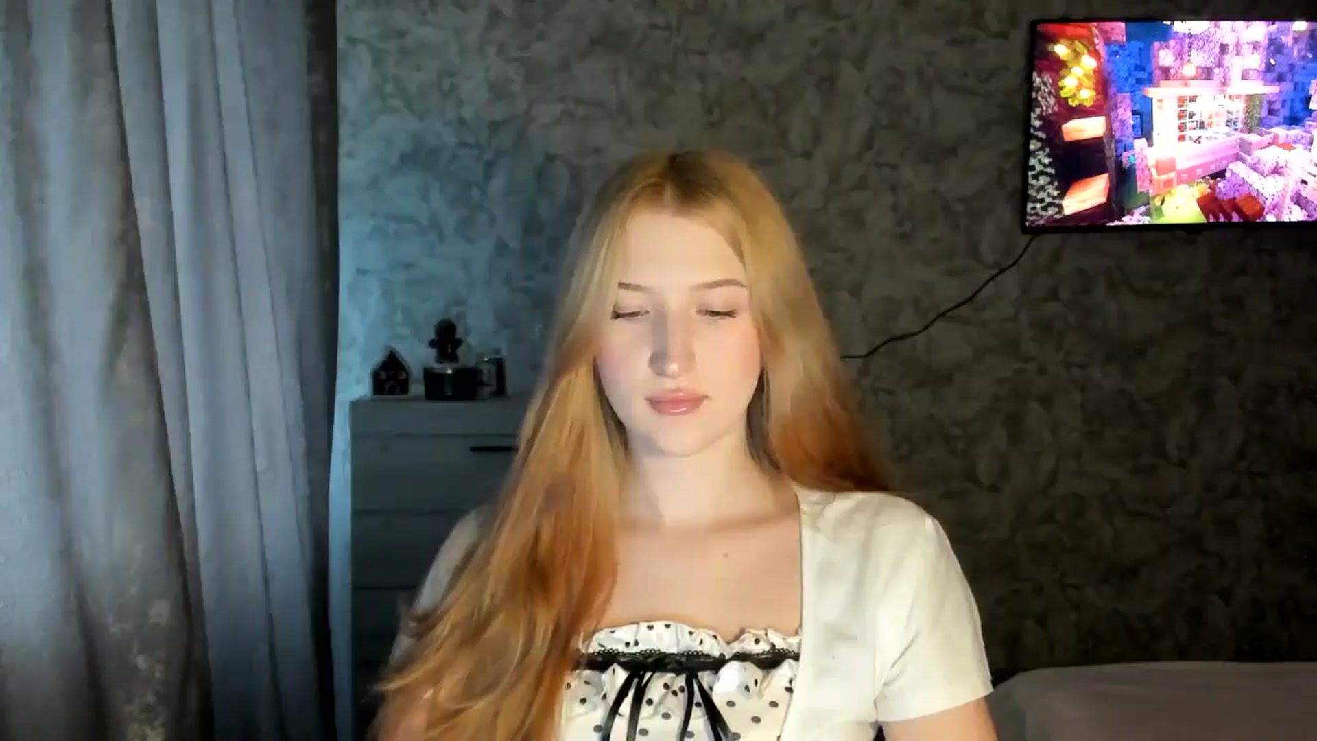 Gallery image thumbnail from Ilona_Here's myfreecams stream on, 01/29/2026, 13:03 image 2 of 20
