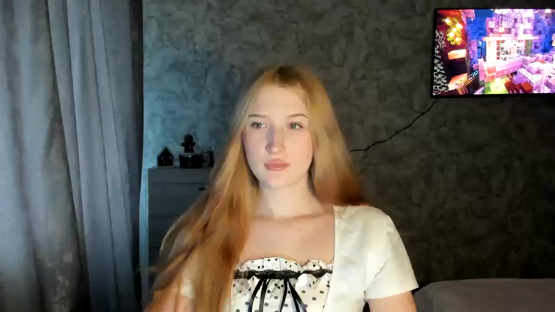 Gallery image thumbnail from Ilona_Here's myfreecams stream on, 01/29/2026, 13:03 image 3 of 20