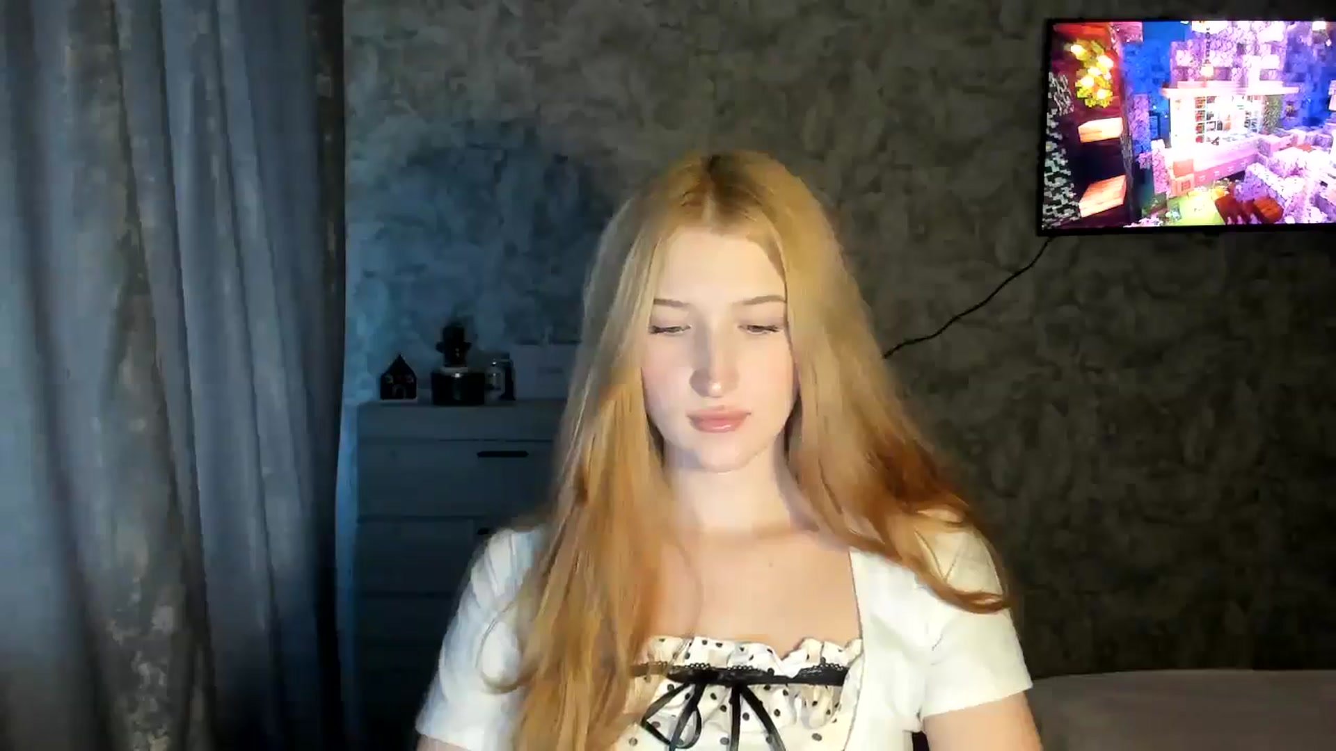 Gallery image thumbnail from Ilona_Here's myfreecams stream on, 01/29/2026, 13:36 image 7 of 20