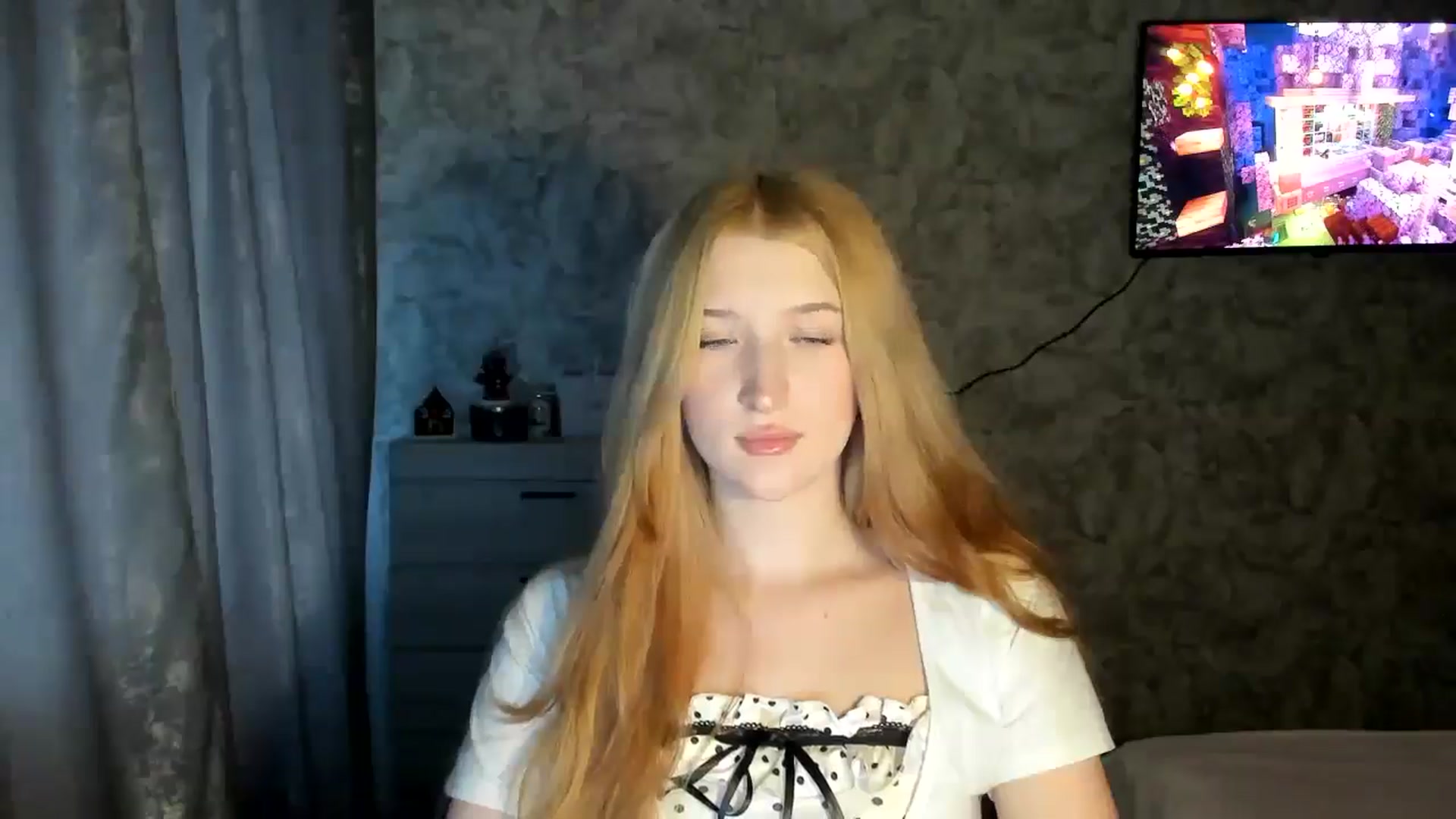 Gallery image thumbnail from Ilona_Here's myfreecams stream on, 01/29/2026, 13:36 image 5 of 20