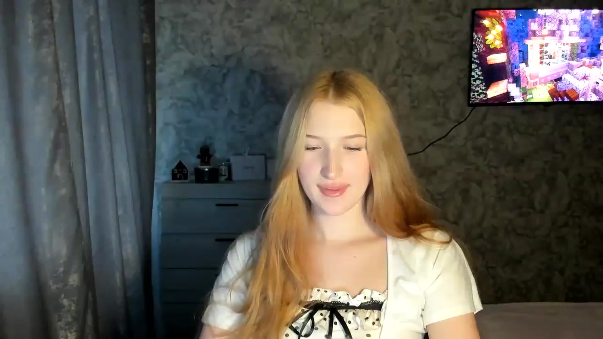 Gallery image thumbnail from Ilona_Here's myfreecams stream on, 01/29/2026, 13:36 image 17 of 20