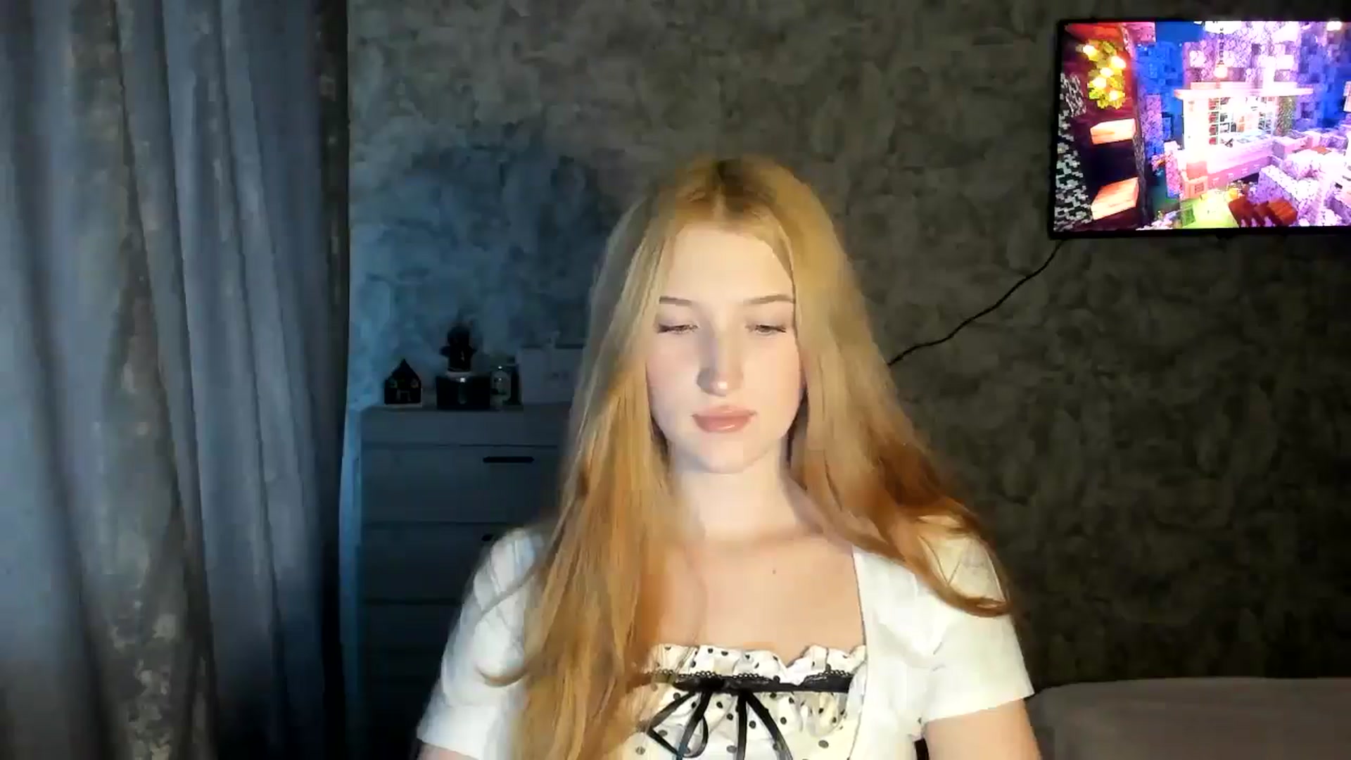 Gallery image thumbnail from Ilona_Here's myfreecams stream on, 01/29/2026, 13:36 image 6 of 20