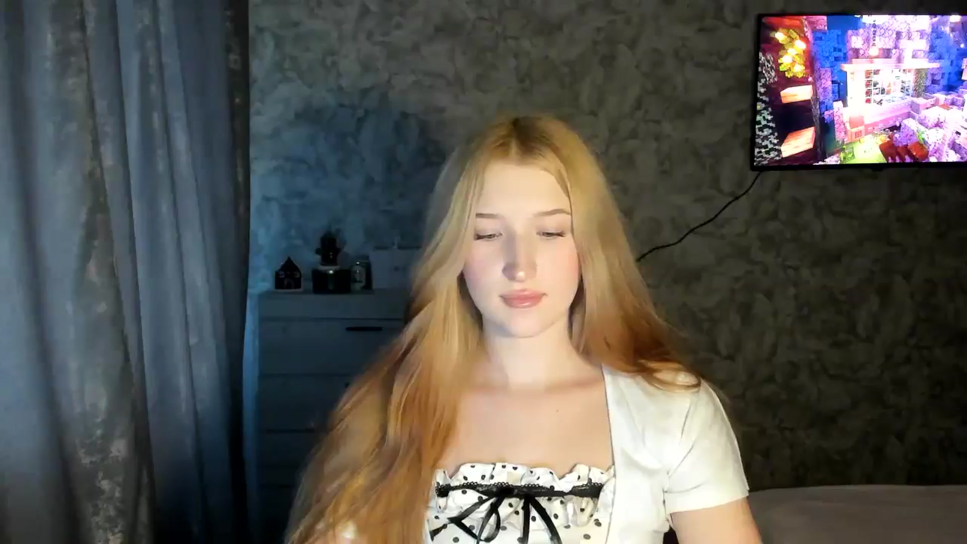 Gallery image thumbnail from Ilona_Here's myfreecams stream on, 01/29/2026, 13:36 image 13 of 20
