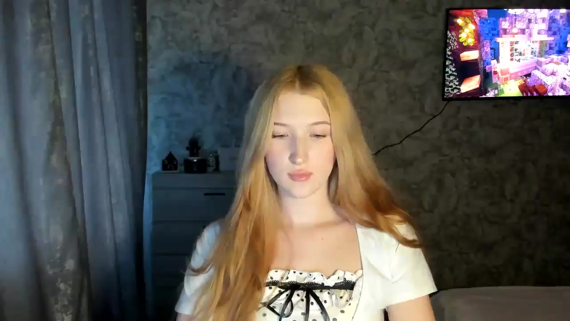 Gallery image thumbnail from Ilona_Here's myfreecams stream on, 01/29/2026, 13:36 image 4 of 20
