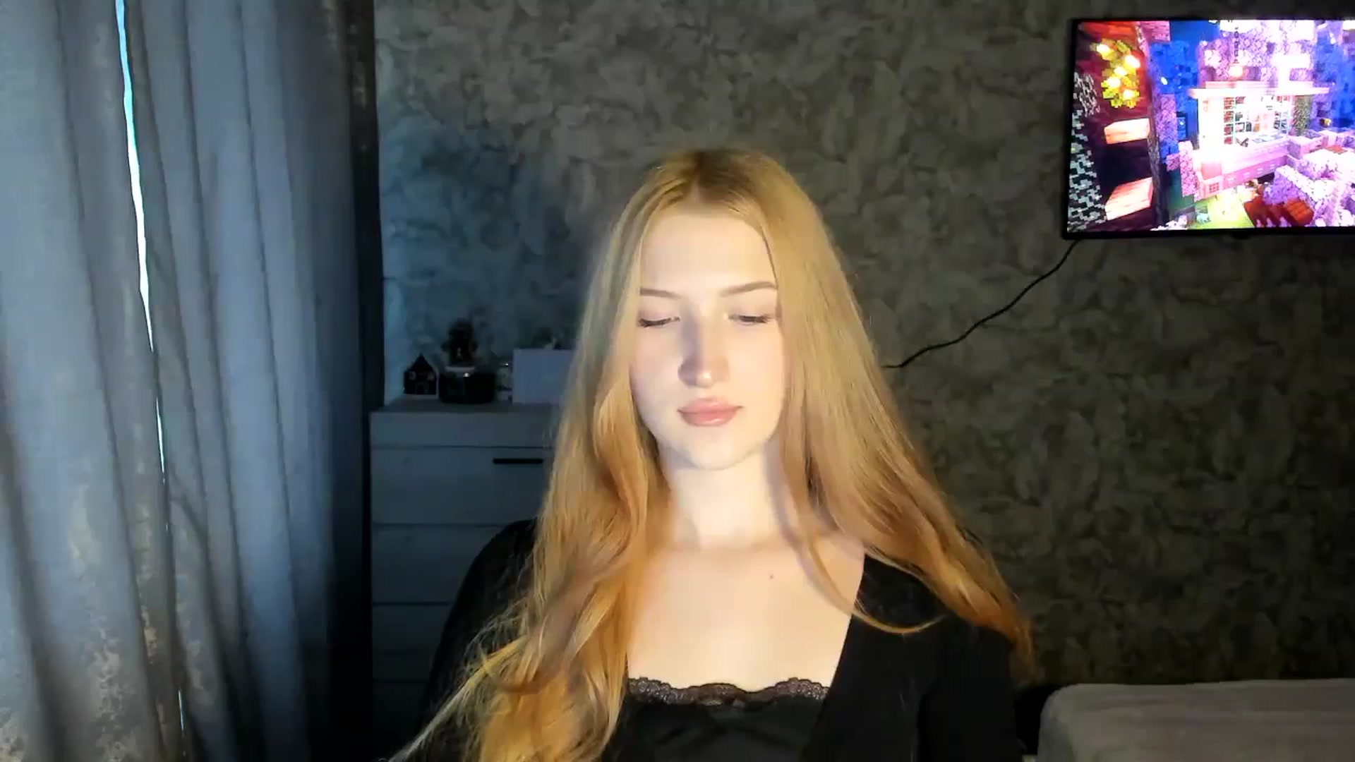 Gallery image thumbnail from Ilona_Here's myfreecams stream on, 01/30/2026, 12:12 image 13 of 20