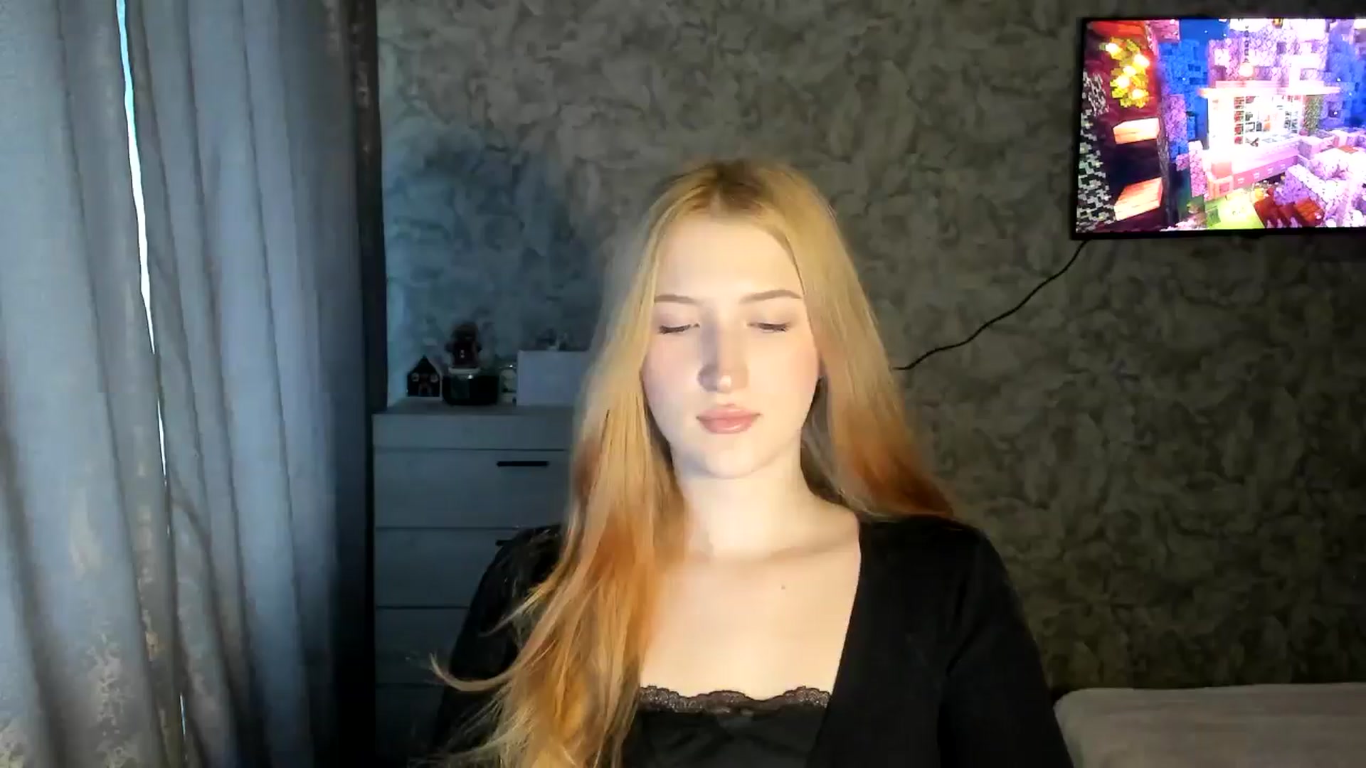Gallery image thumbnail from Ilona_Here's myfreecams stream on, 01/30/2026, 12:12 image 19 of 20