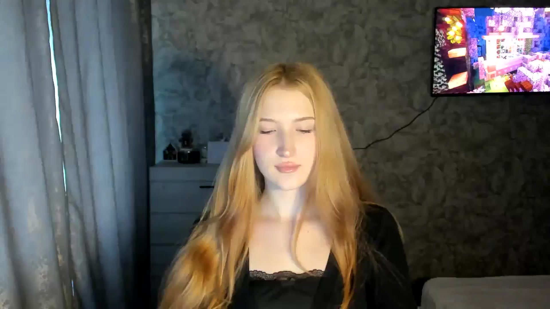 Gallery image thumbnail from Ilona_Here's myfreecams stream on, 01/30/2026, 12:12 image 8 of 20