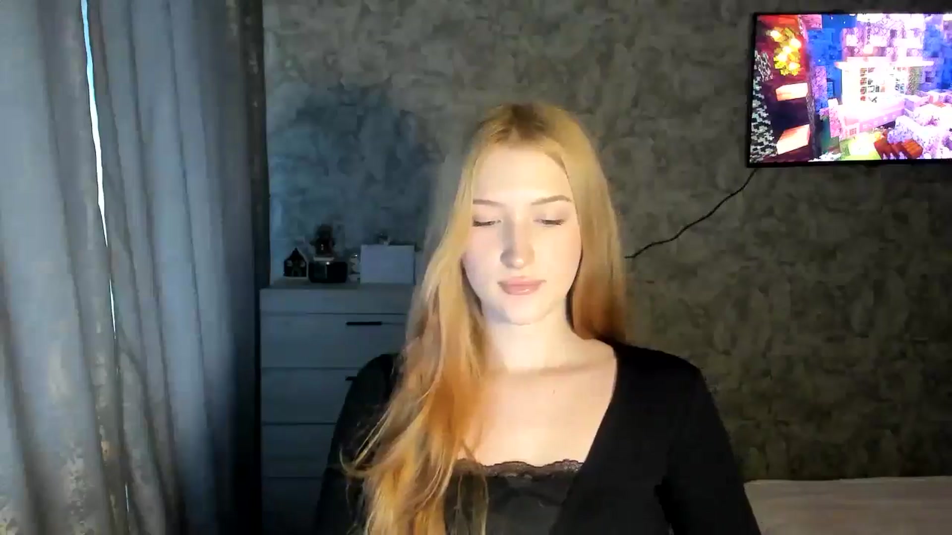 Gallery image thumbnail from Ilona_Here's myfreecams stream on, 01/30/2026, 13:03 image 8 of 20