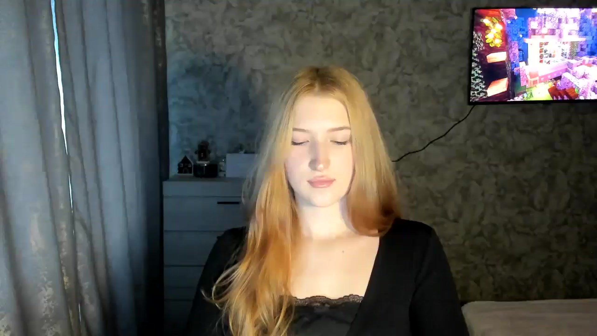 Gallery image thumbnail from Ilona_Here's myfreecams stream on, 01/30/2026, 13:03 image 7 of 20