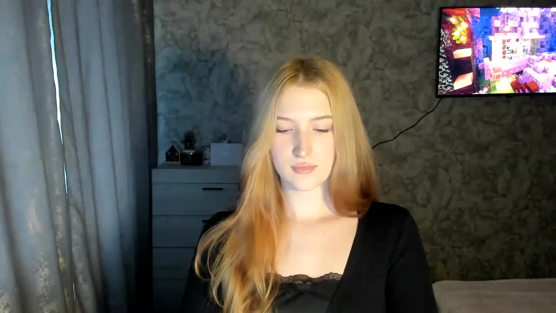 Gallery image thumbnail from Ilona_Here's myfreecams stream on, 01/30/2026, 13:03 image 5 of 20