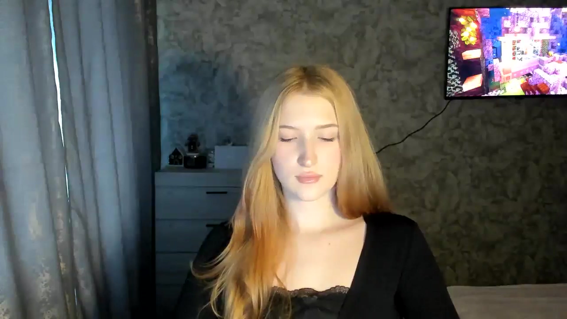 Gallery image thumbnail from Ilona_Here's myfreecams stream on, 01/30/2026, 13:03 image 17 of 20