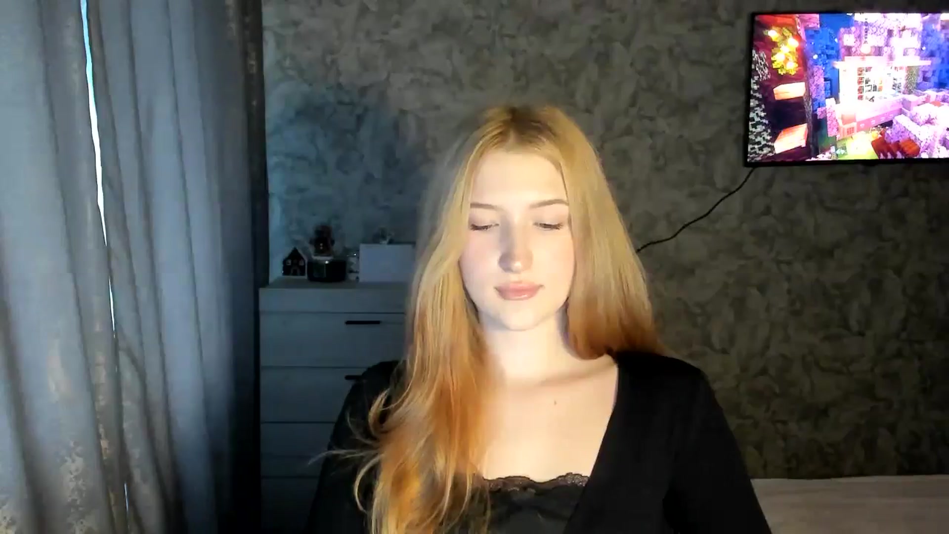 Gallery image thumbnail from Ilona_Here's myfreecams stream on, 01/30/2026, 13:03 image 10 of 20