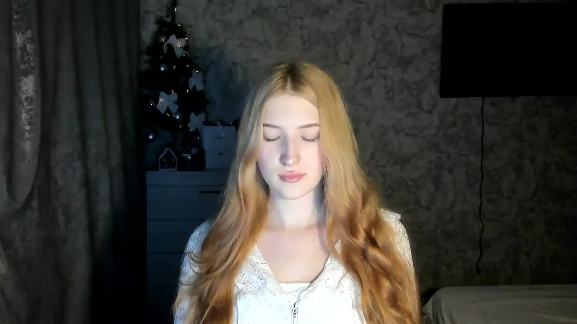 Gallery image thumbnail from Ilona_Here's myfreecams stream on, 02/04/2026, 21:17 image 10 of 20