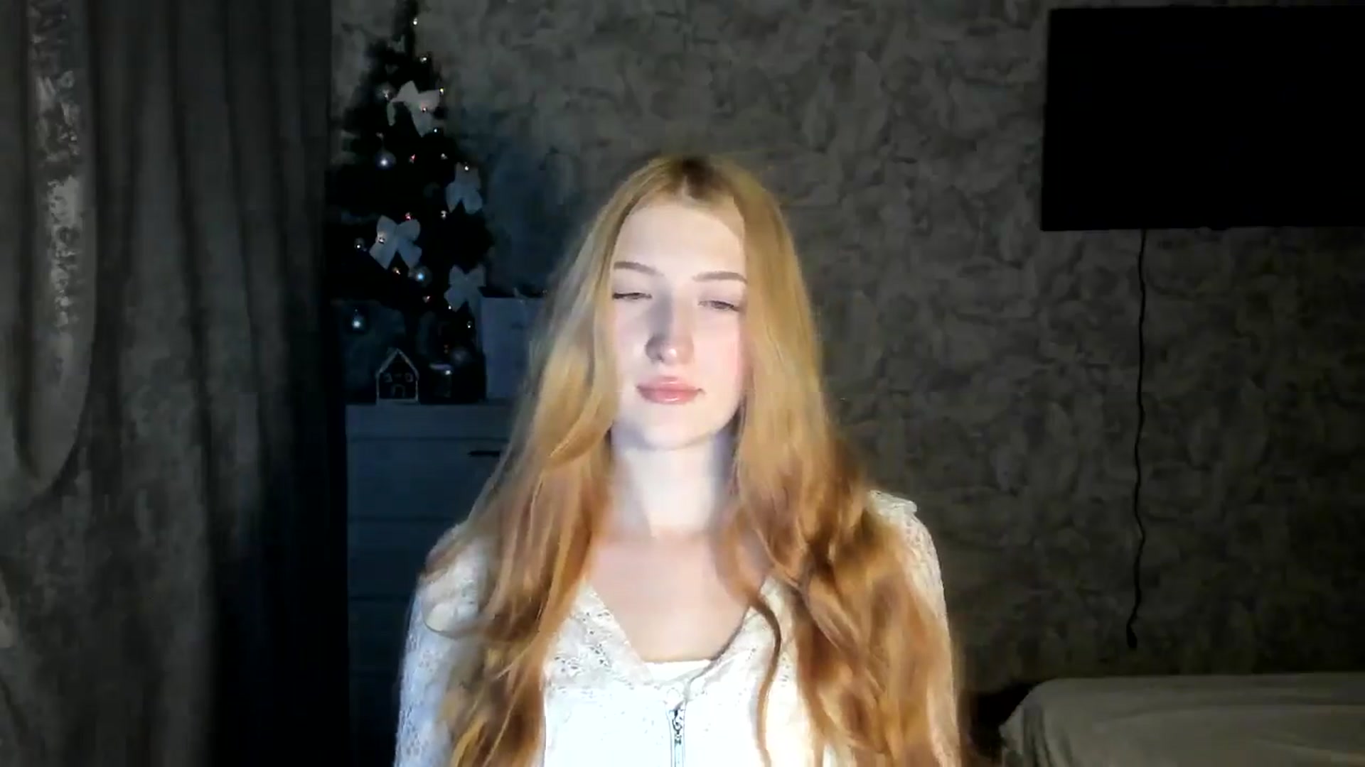 Gallery image thumbnail from Ilona_Here's myfreecams stream on, 02/04/2026, 21:17 image 19 of 20