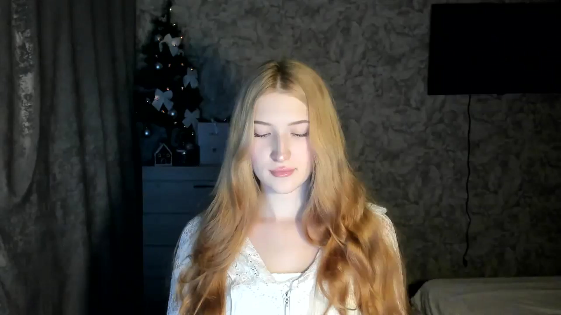 Gallery image thumbnail from Ilona_Here's myfreecams stream on, 02/04/2026, 21:17 image 9 of 20