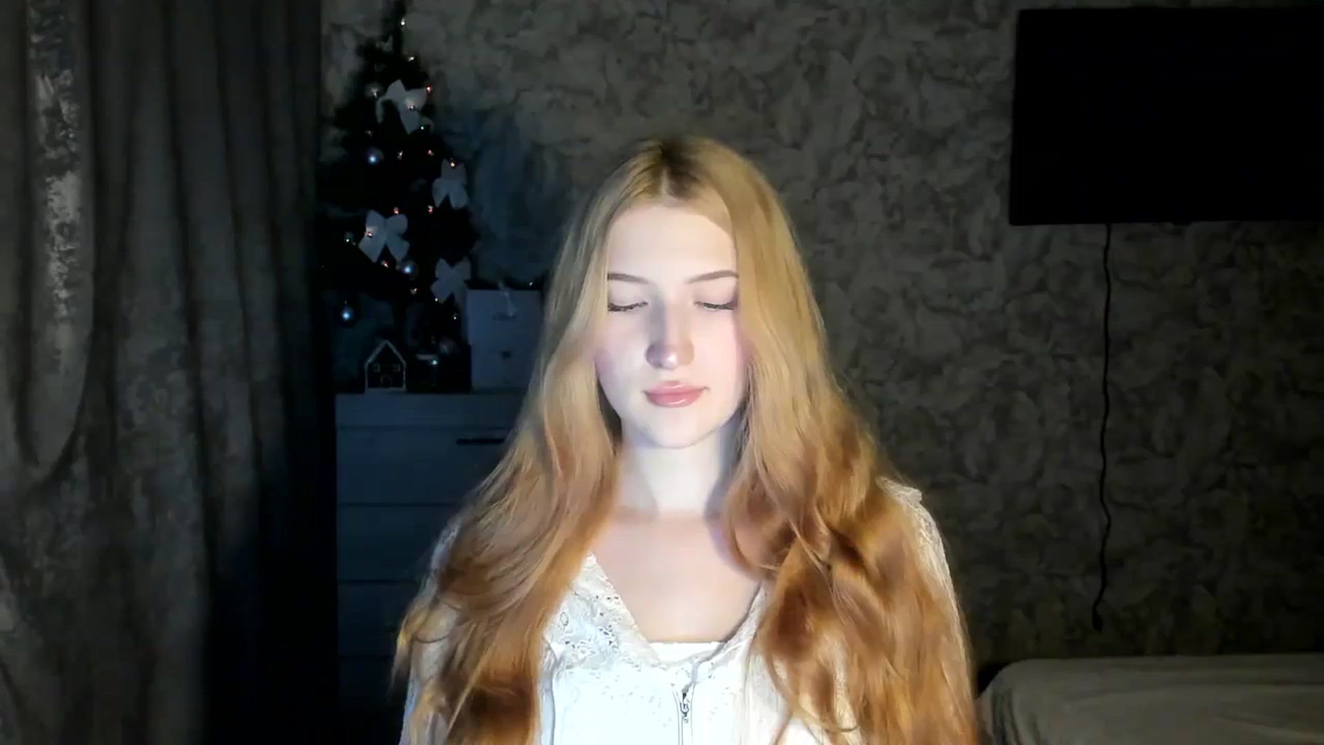 Gallery image thumbnail from Ilona_Here's myfreecams stream on, 02/04/2026, 21:17 image 4 of 20