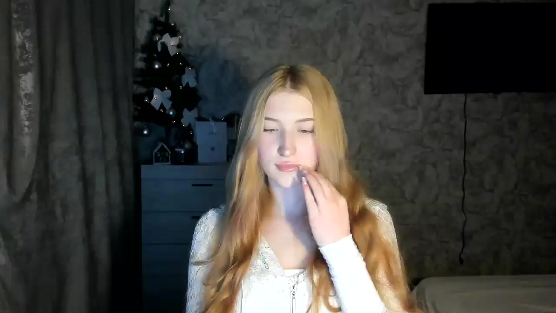 Gallery image thumbnail from Ilona_Here's myfreecams stream on, 02/04/2026, 22:06 image 8 of 20