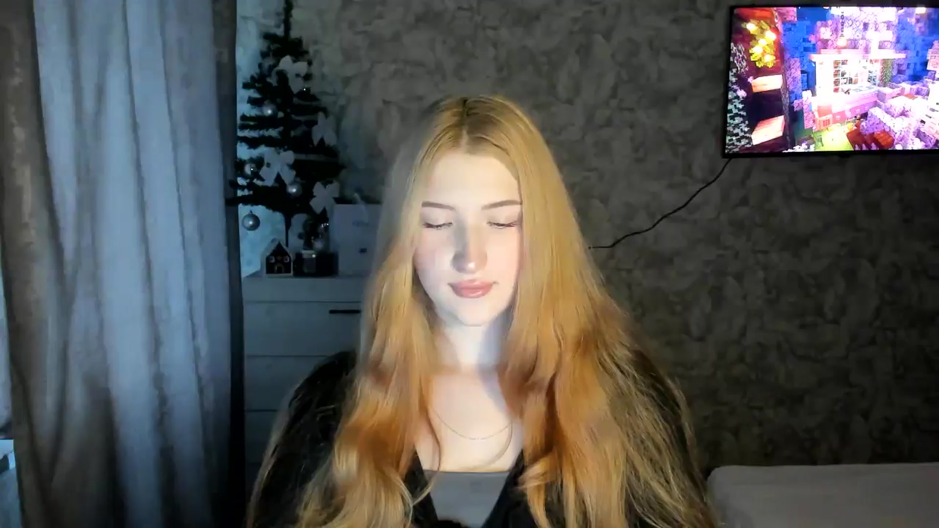 Gallery image thumbnail from Ilona_Here's myfreecams stream on, 02/07/2026, 12:33 image 13 of 20