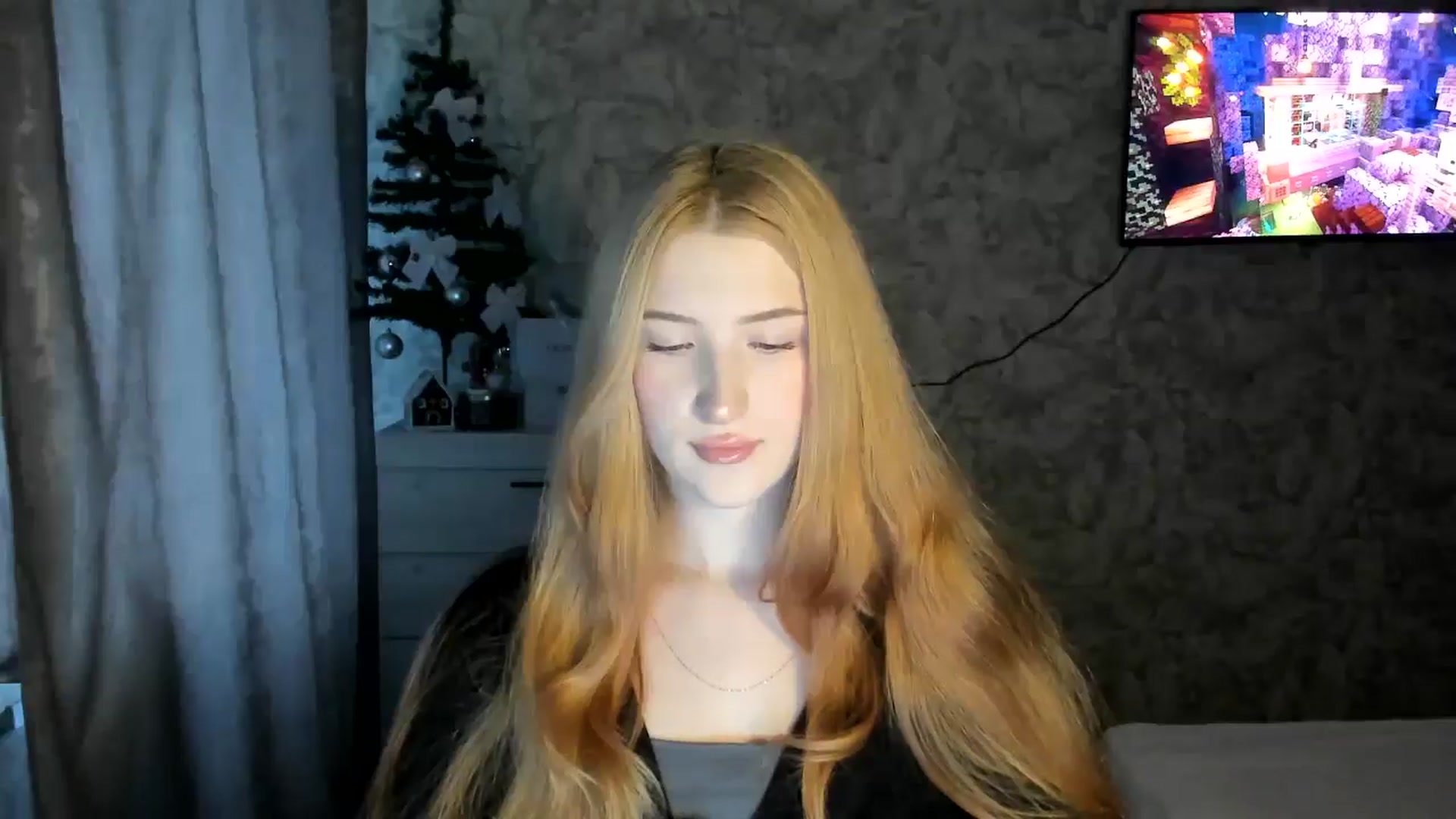 Gallery image thumbnail from Ilona_Here's myfreecams stream on, 02/07/2026, 12:33 image 3 of 20