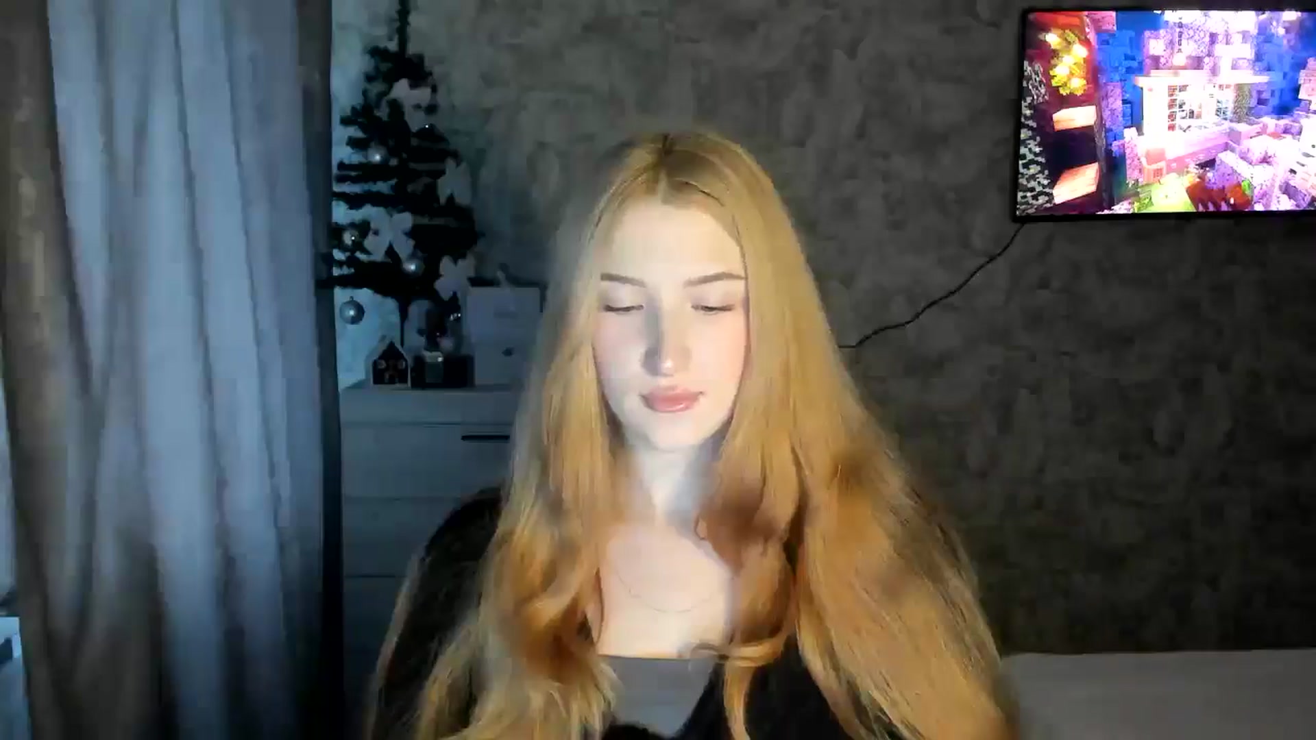 Gallery image thumbnail from Ilona_Here's myfreecams stream on, 02/07/2026, 12:33 image 5 of 20