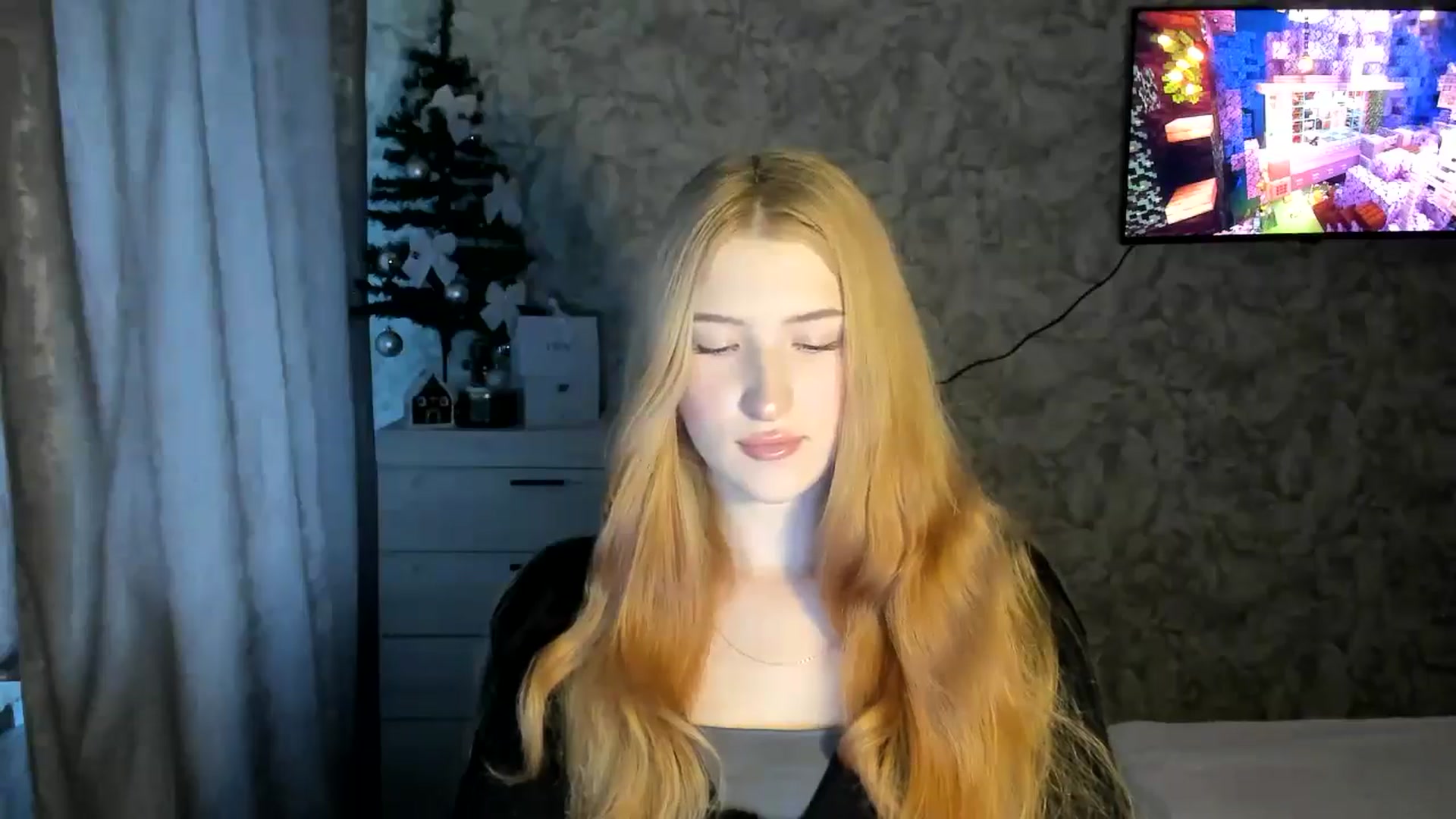 Gallery image thumbnail from Ilona_Here's myfreecams stream on, 02/07/2026, 12:33 image 20 of 20