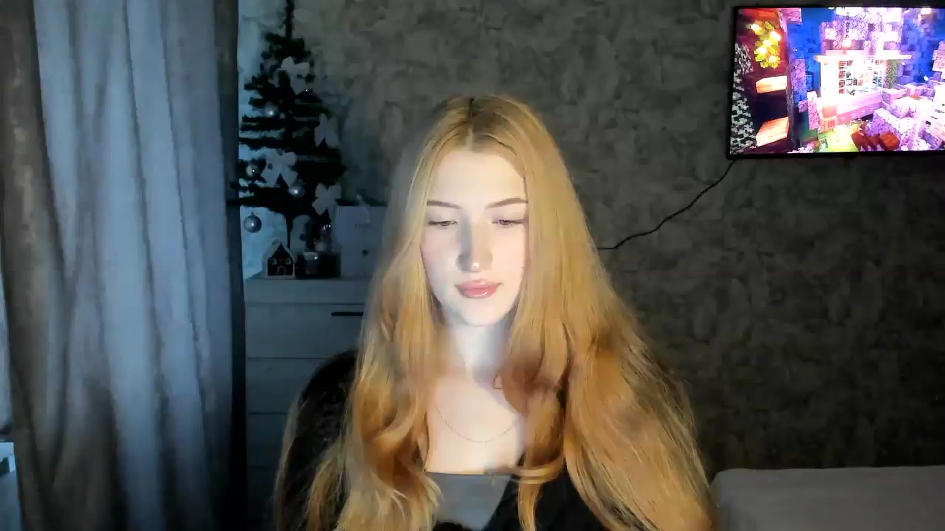 Gallery image thumbnail from Ilona_Here's myfreecams stream on, 02/07/2026, 12:33 image 4 of 20