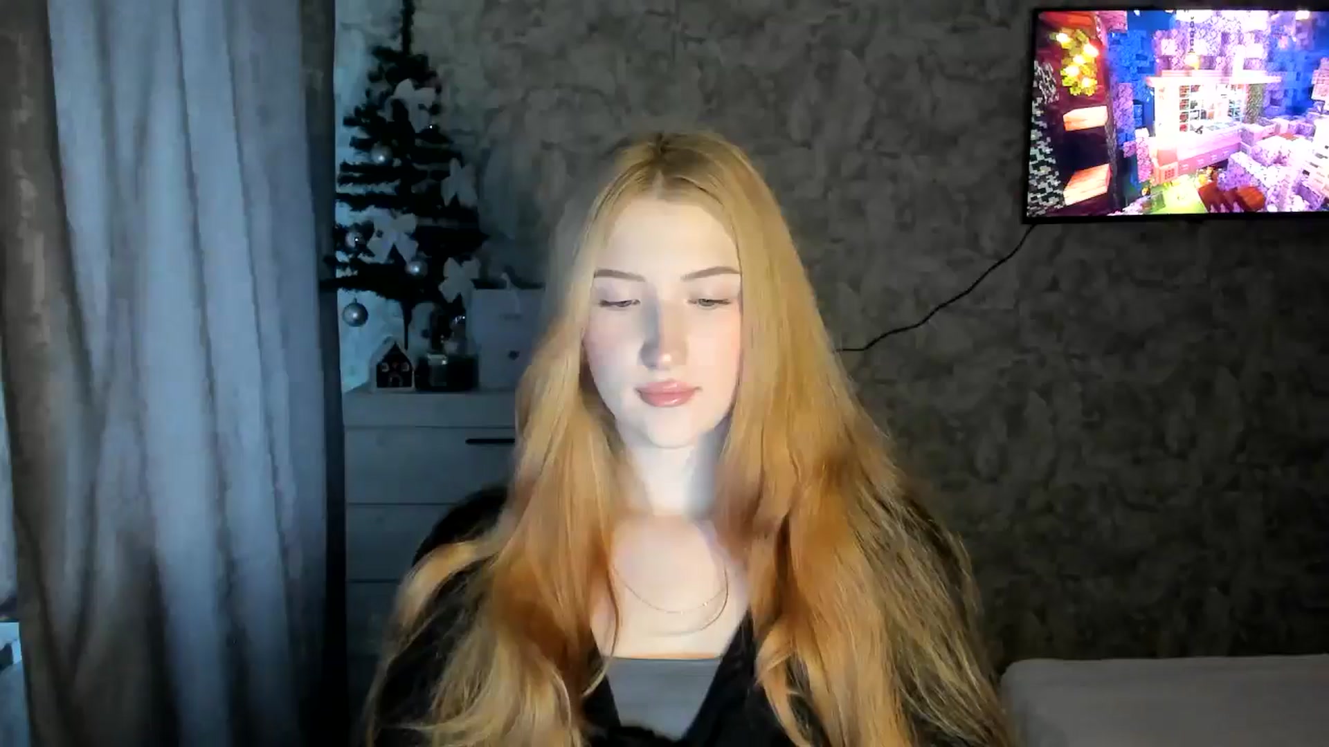 Gallery image thumbnail from Ilona_Here's myfreecams stream on, 02/07/2026, 12:33 image 9 of 20