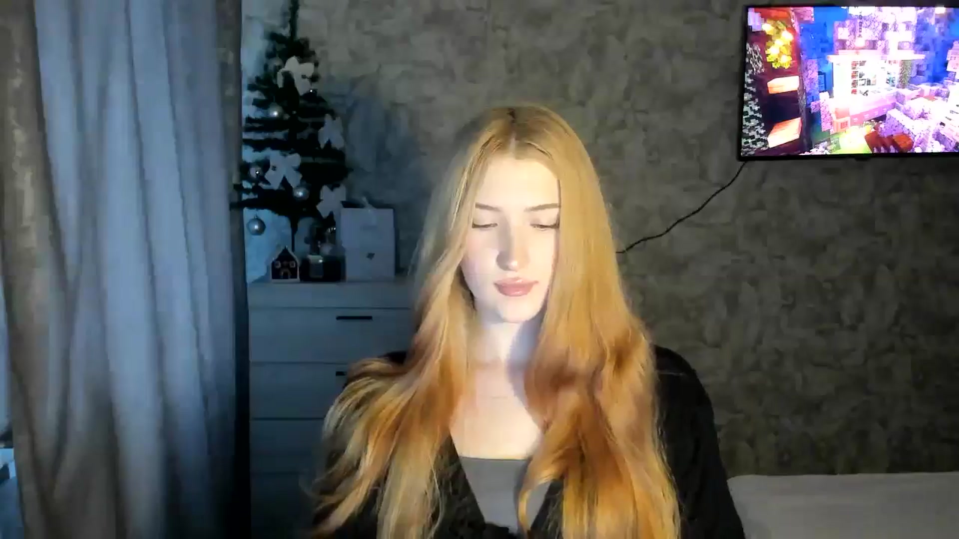 Gallery image thumbnail from Ilona_Here's myfreecams stream on, 02/07/2026, 13:36 image 13 of 20