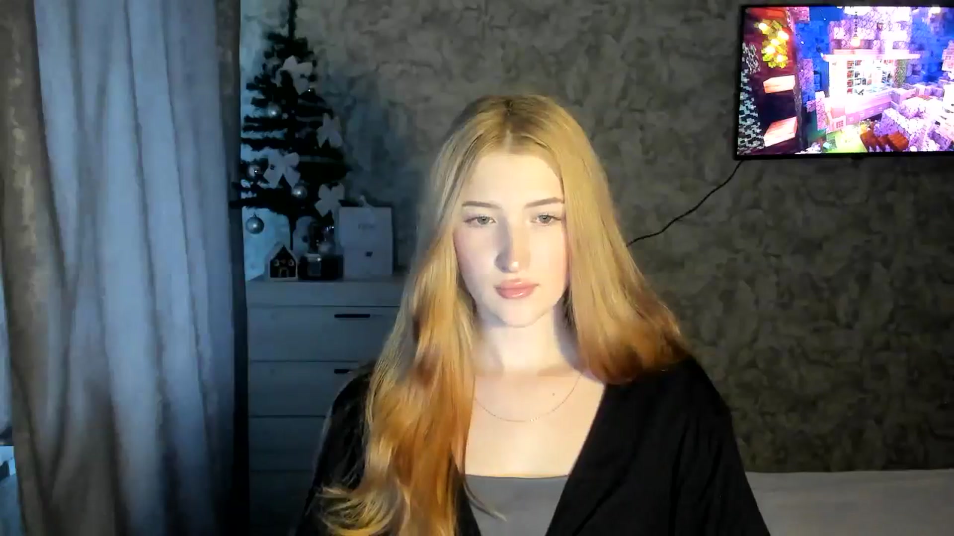 Gallery image thumbnail from Ilona_Here's myfreecams stream on, 02/07/2026, 13:36 image 4 of 20