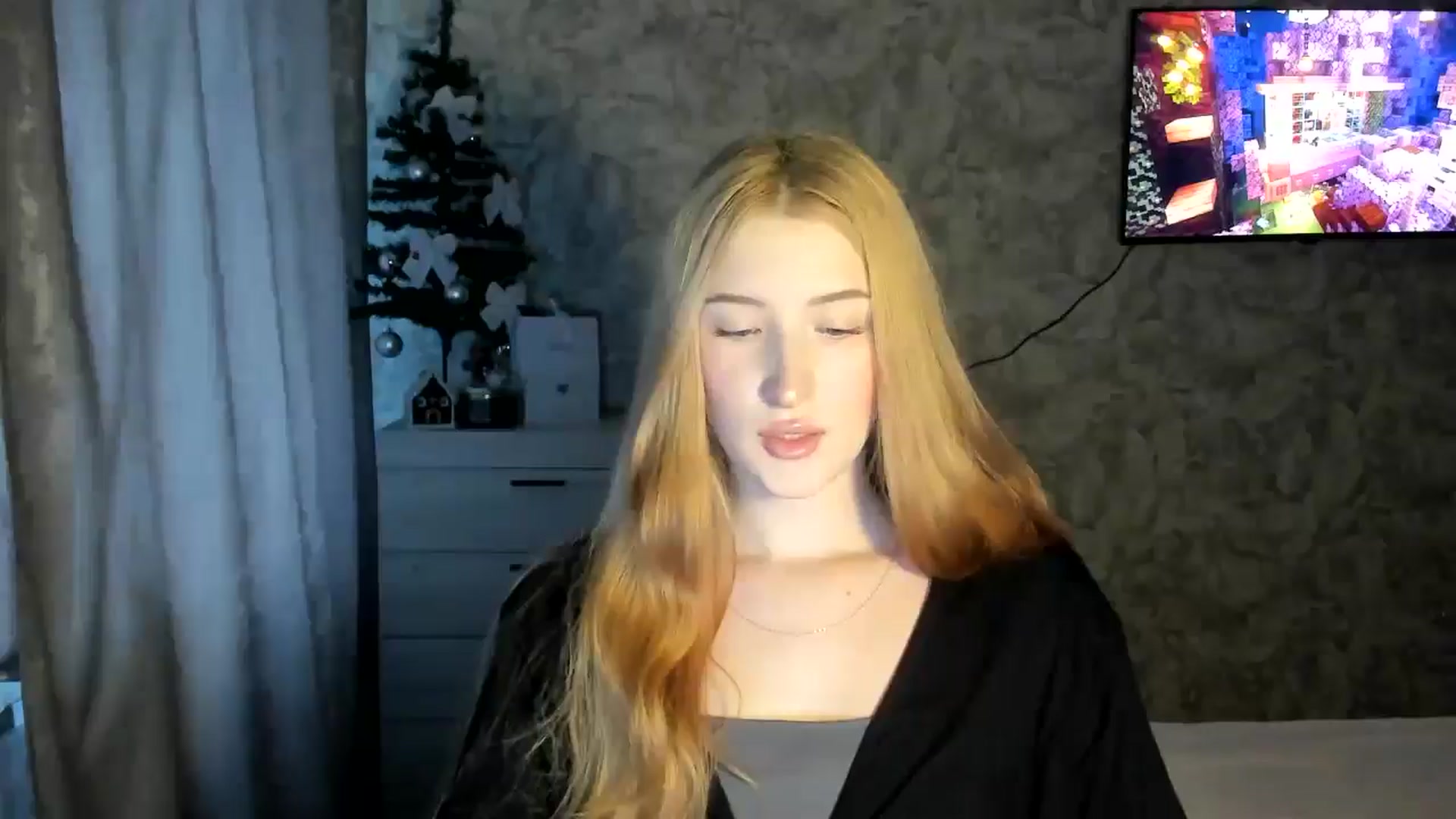 Gallery image thumbnail from Ilona_Here's myfreecams stream on, 02/07/2026, 13:36 image 1 of 20