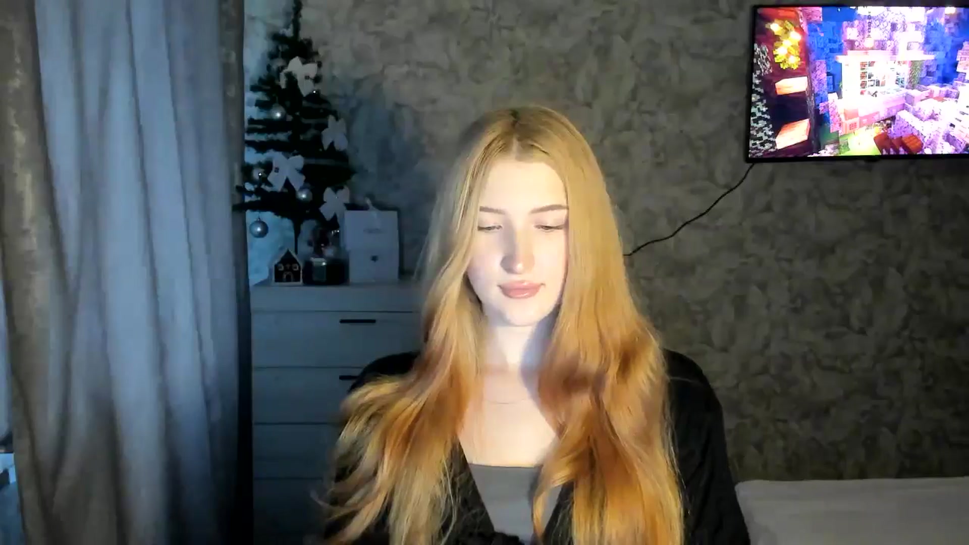 Gallery image thumbnail from Ilona_Here's myfreecams stream on, 02/07/2026, 13:36 image 14 of 20