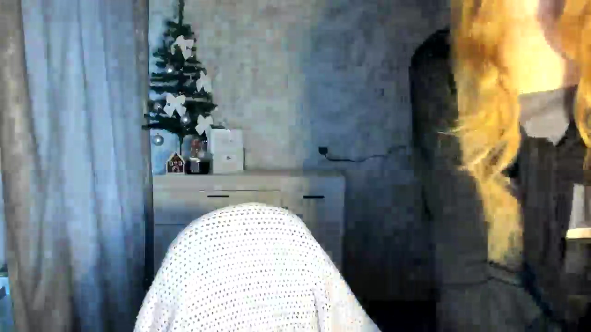 Gallery image thumbnail from Ilona_Here's myfreecams stream on, 02/07/2026, 13:36 image 17 of 20