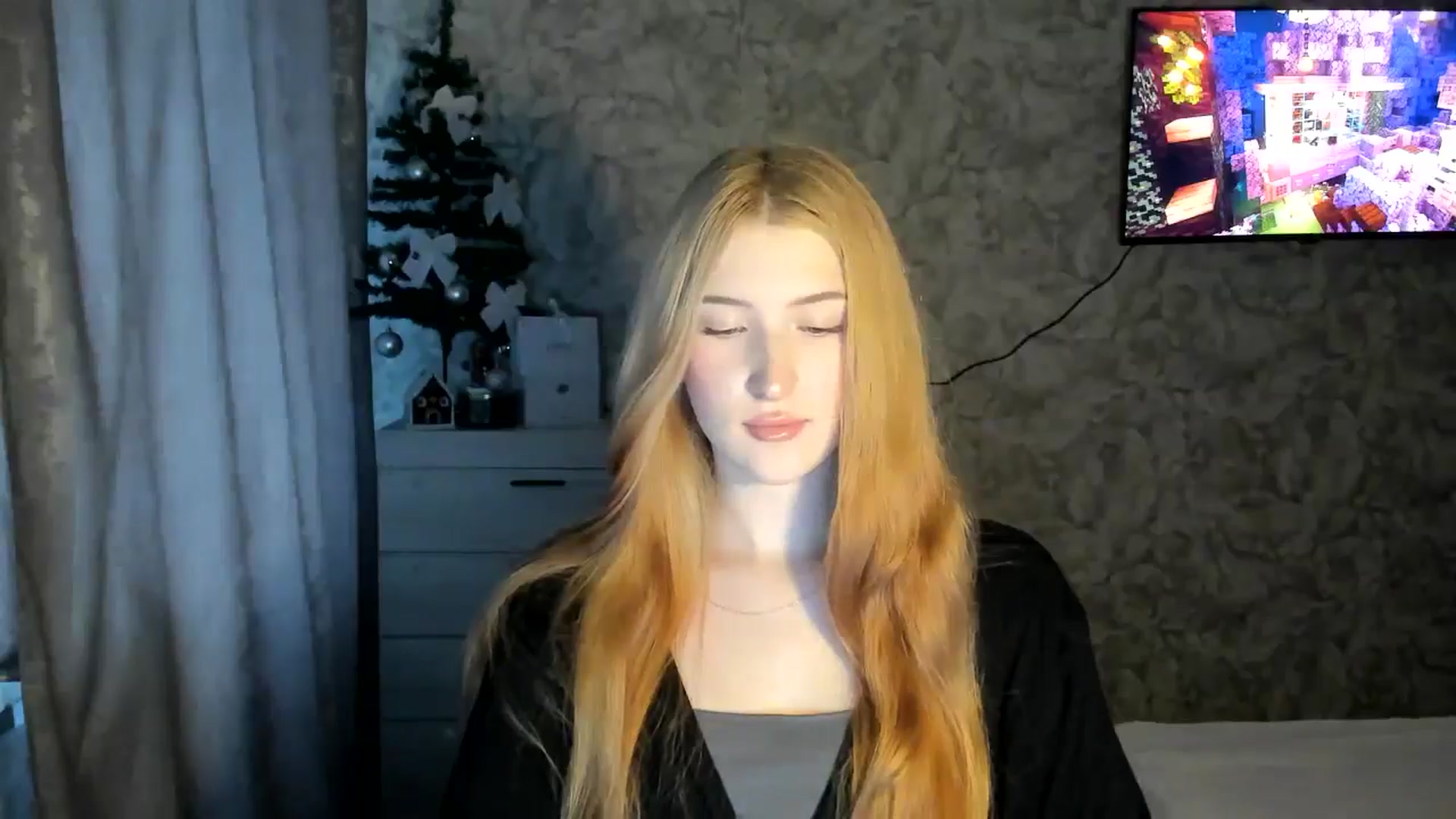 Gallery image thumbnail from Ilona_Here's myfreecams stream on, 02/07/2026, 13:36 image 8 of 20
