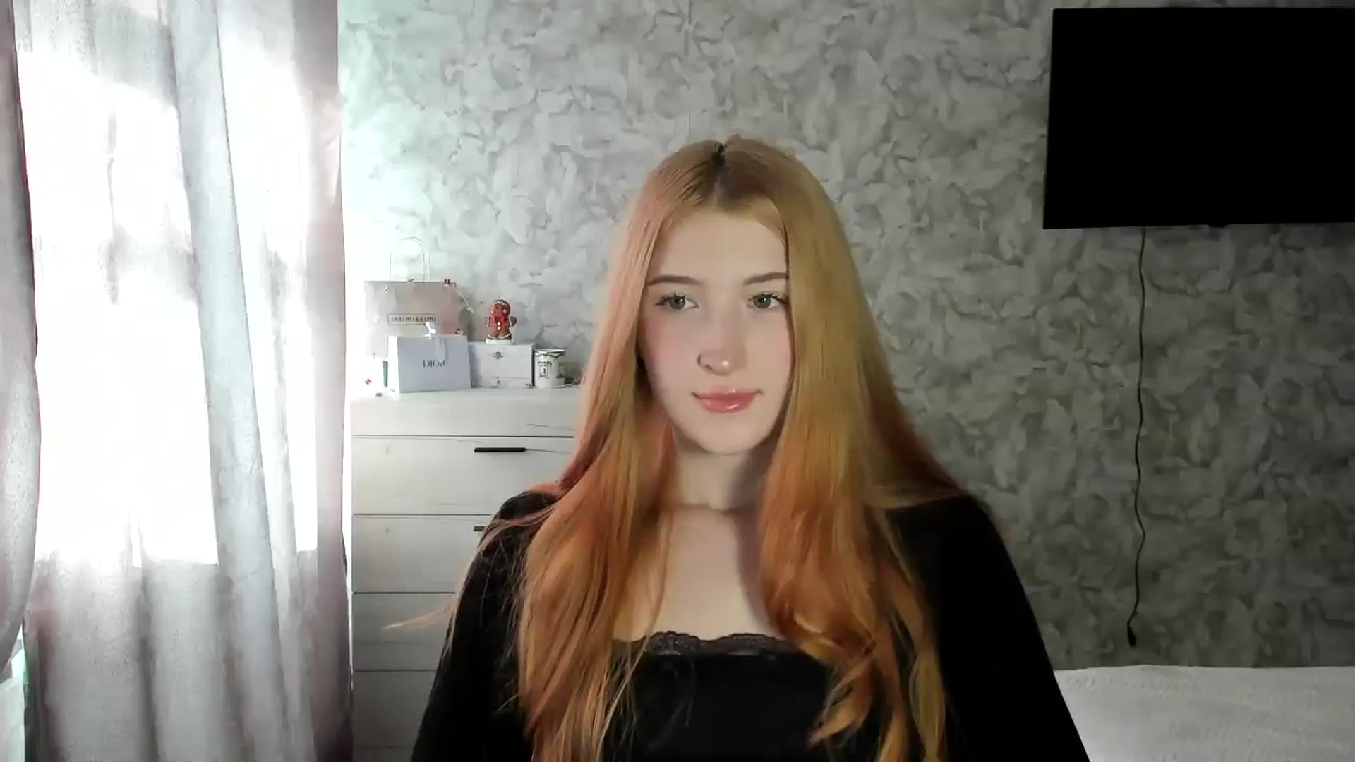 Gallery image thumbnail from Ilona_Here's myfreecams stream on, 02/10/2026, 11:19 image 20 of 20