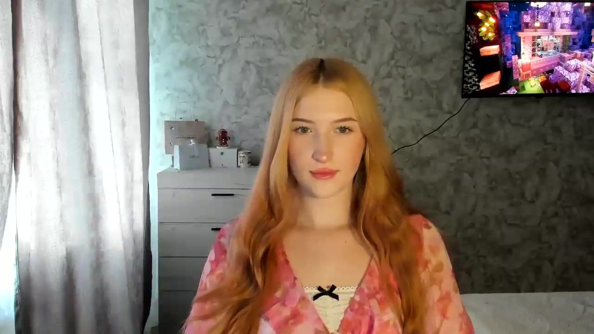 Gallery image thumbnail from Ilona_Here's myfreecams stream on, 02/11/2026, 12:42 image 17 of 20