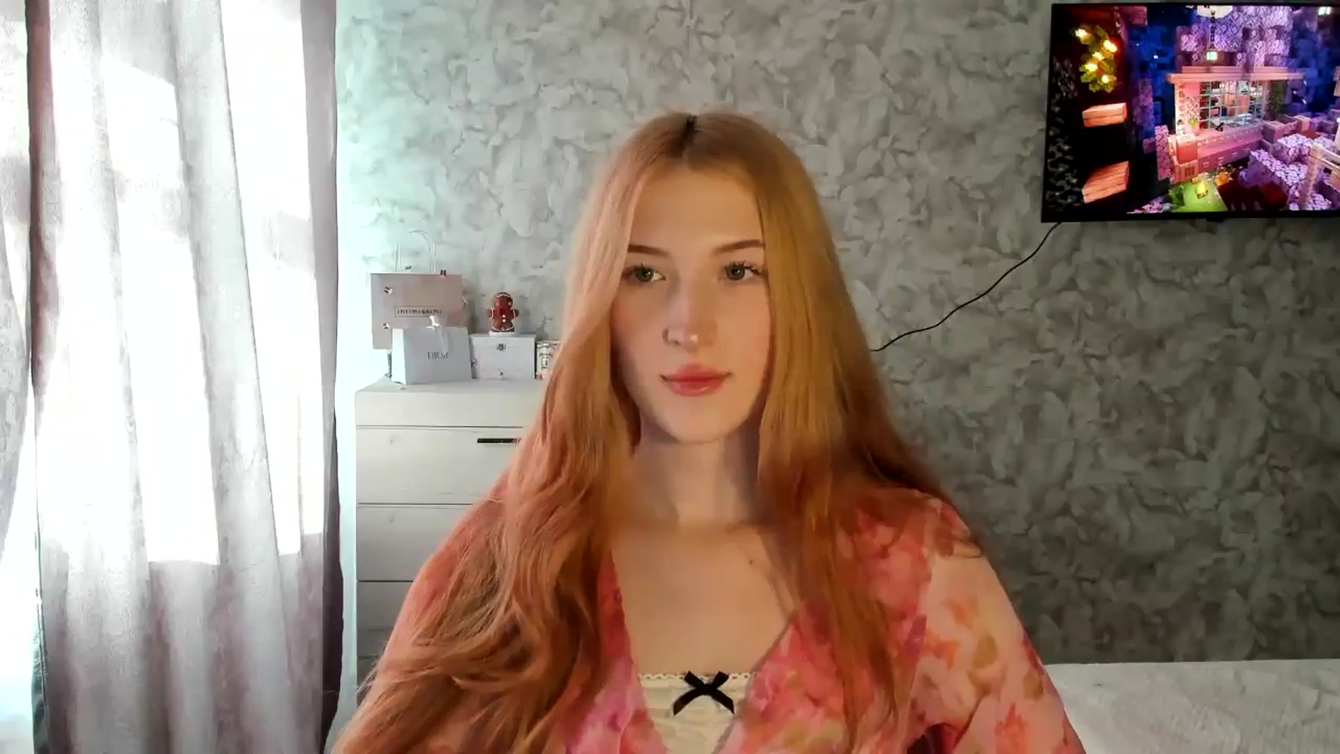 Gallery image thumbnail from Ilona_Here's myfreecams stream on, 02/11/2026, 12:42 image 9 of 20
