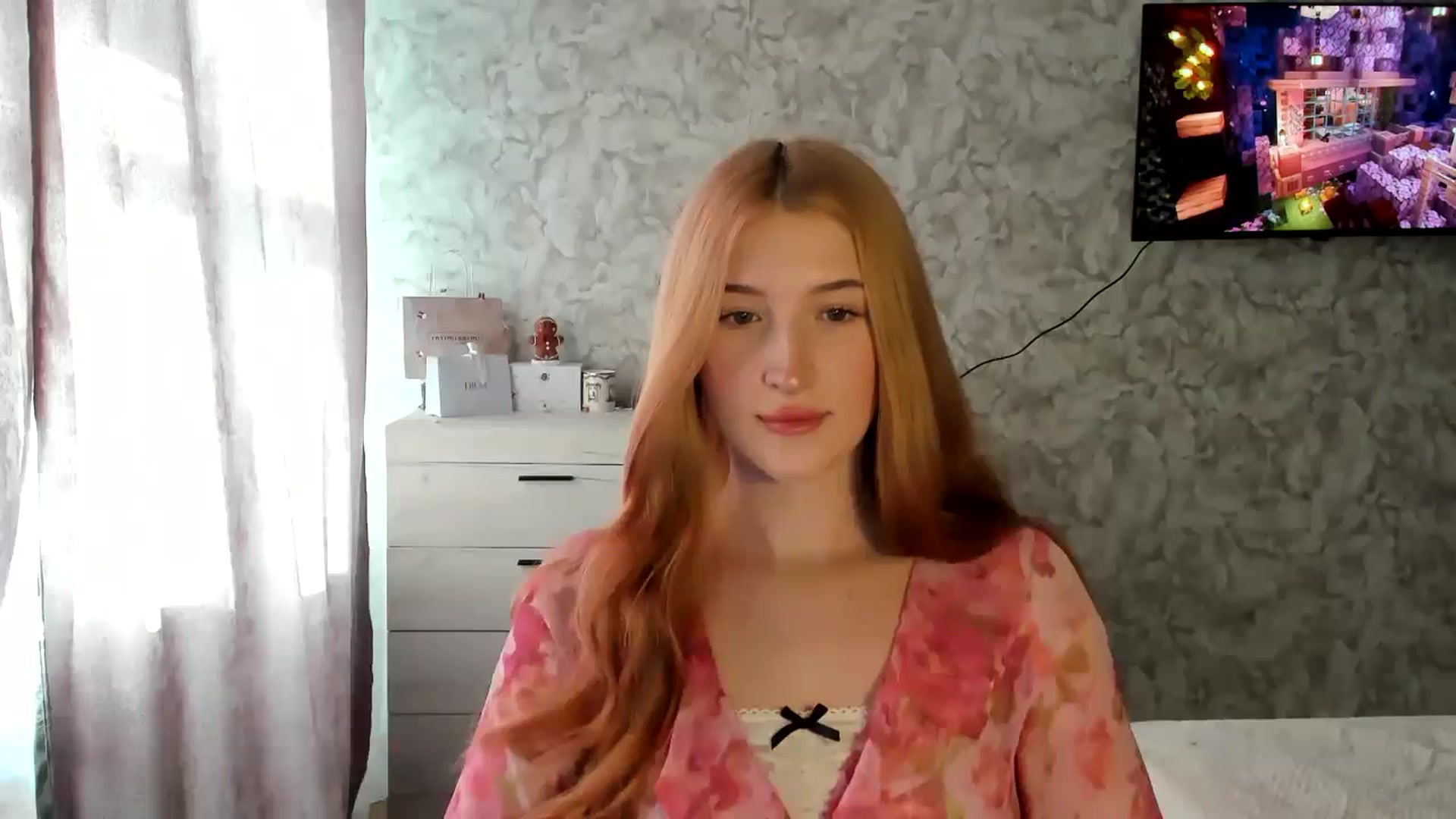 Gallery image thumbnail from Ilona_Here's myfreecams stream on, 02/11/2026, 12:42 image 12 of 20