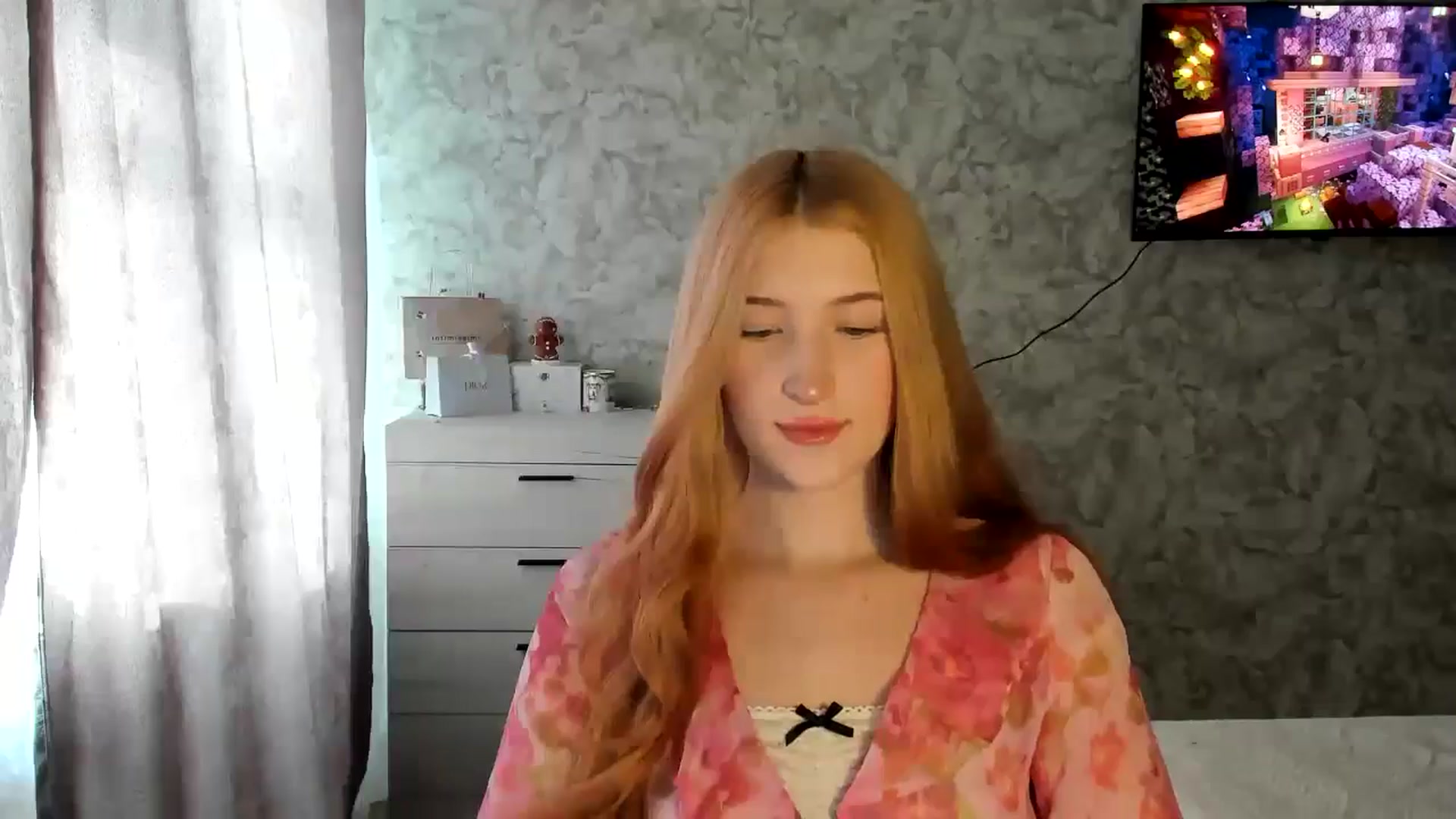 Gallery image thumbnail from Ilona_Here's myfreecams stream on, 02/11/2026, 12:42 image 13 of 20