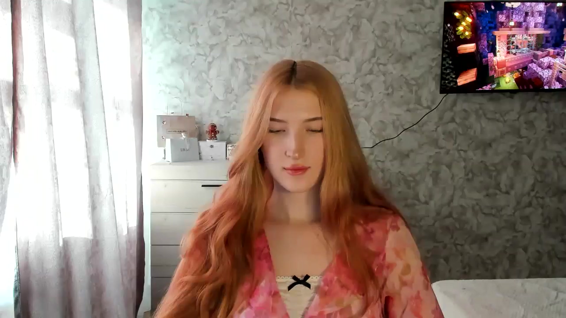 Gallery image thumbnail from Ilona_Here's myfreecams stream on, 02/11/2026, 12:42 image 7 of 20