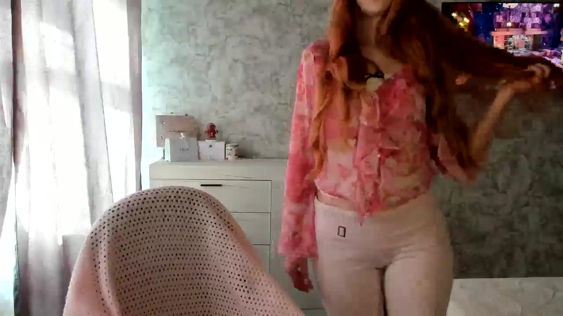 Gallery image thumbnail from Ilona_Here's myfreecams stream on, 02/11/2026, 12:42 image 10 of 20