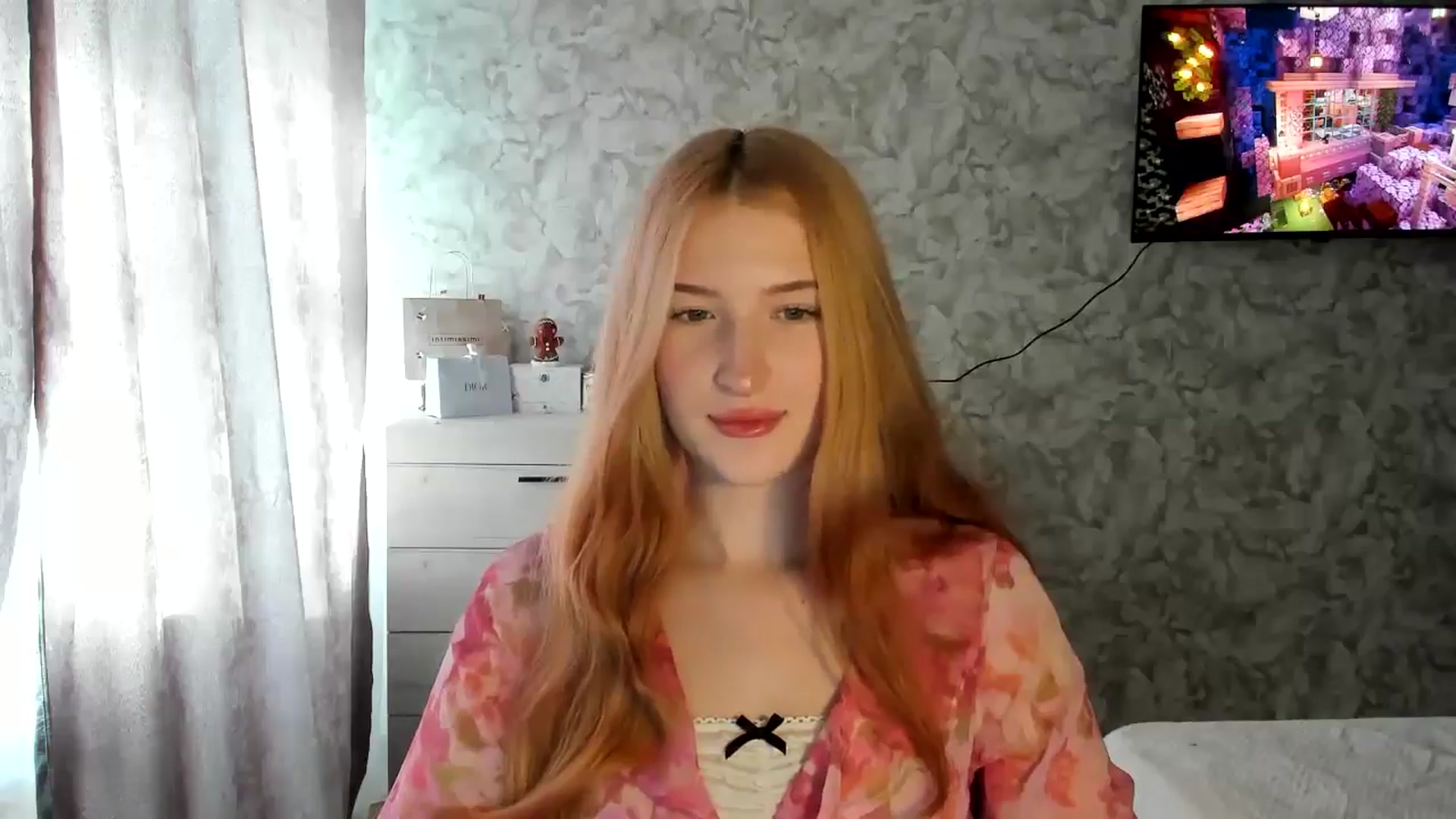 Gallery image thumbnail from Ilona_Here's myfreecams stream on, 02/11/2026, 12:42 image 3 of 20