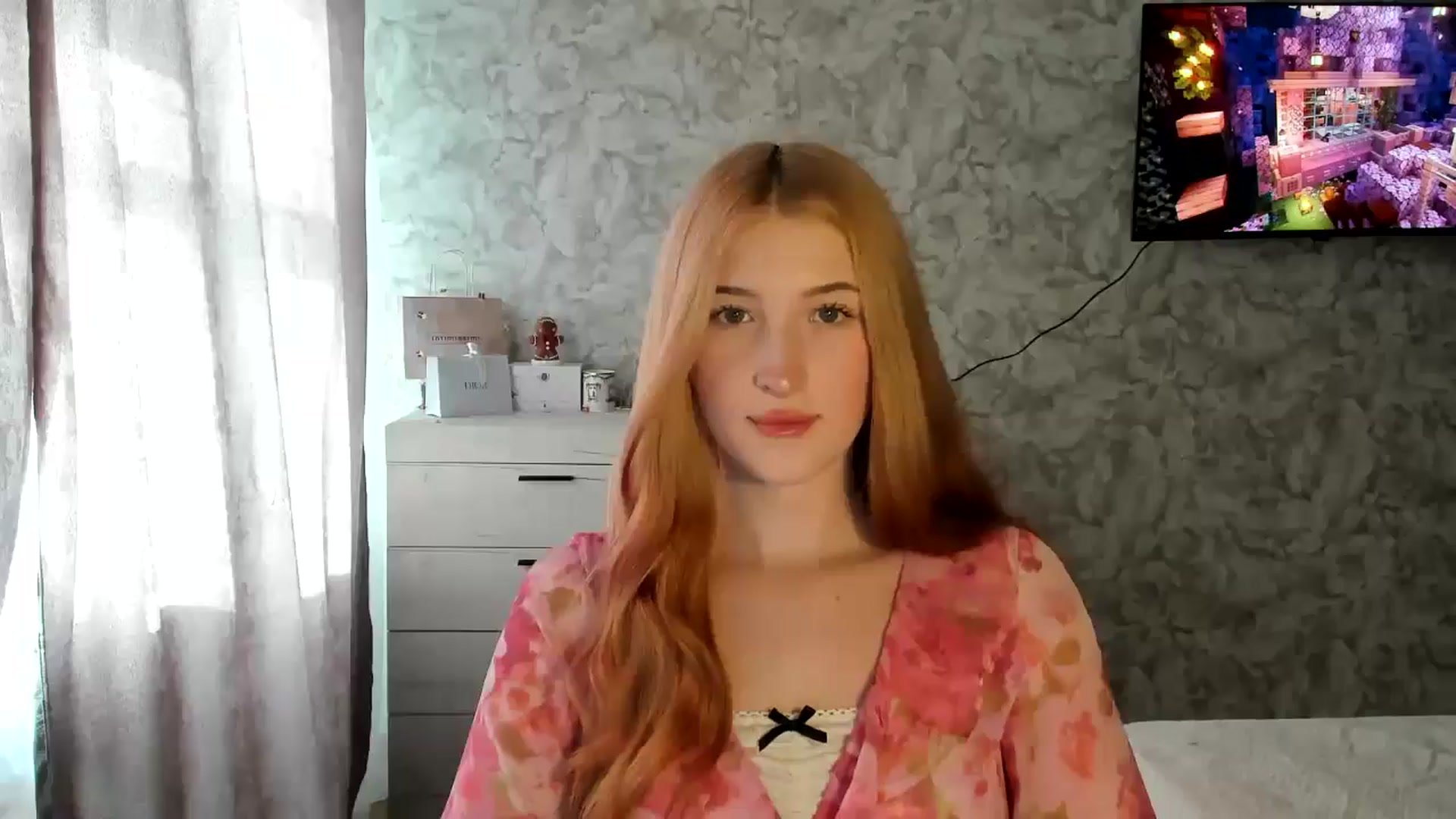 Gallery image thumbnail from Ilona_Here's myfreecams stream on, 02/11/2026, 12:42 image 11 of 20